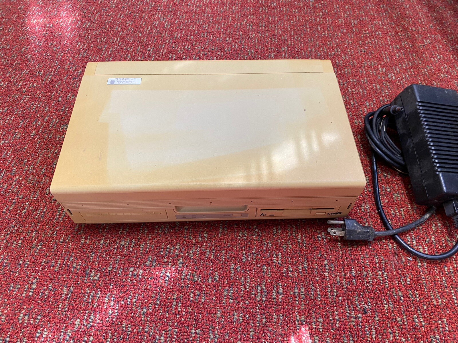 Fora LP-286xl Vintage Laptop Computer Parts Or Repair