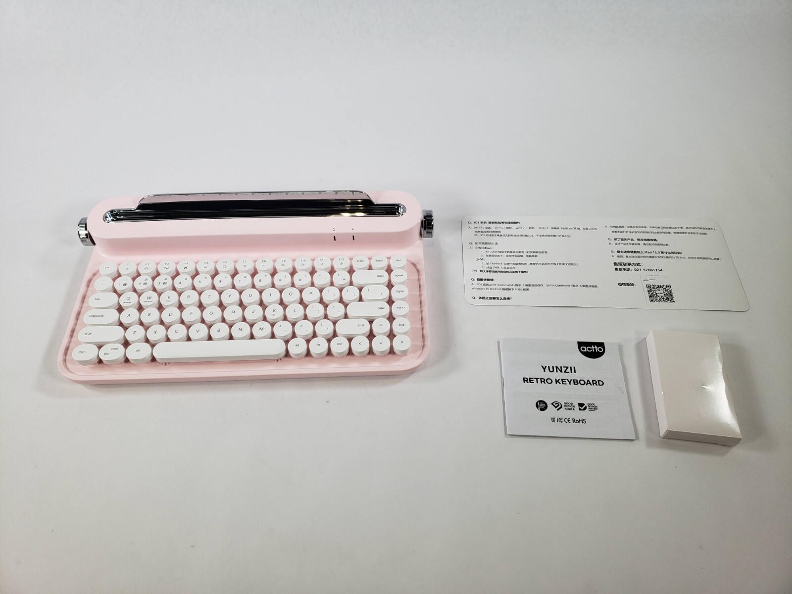 YUNZII ACTTO B305 Wireless Typewriter Keyboard Retro B305, Baby Pink