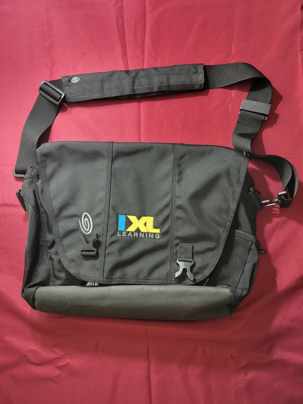 VTG Timbuk2 Messenger Bag Laptop Tablet Padded Sleeve Case IXL Learning Travel B
