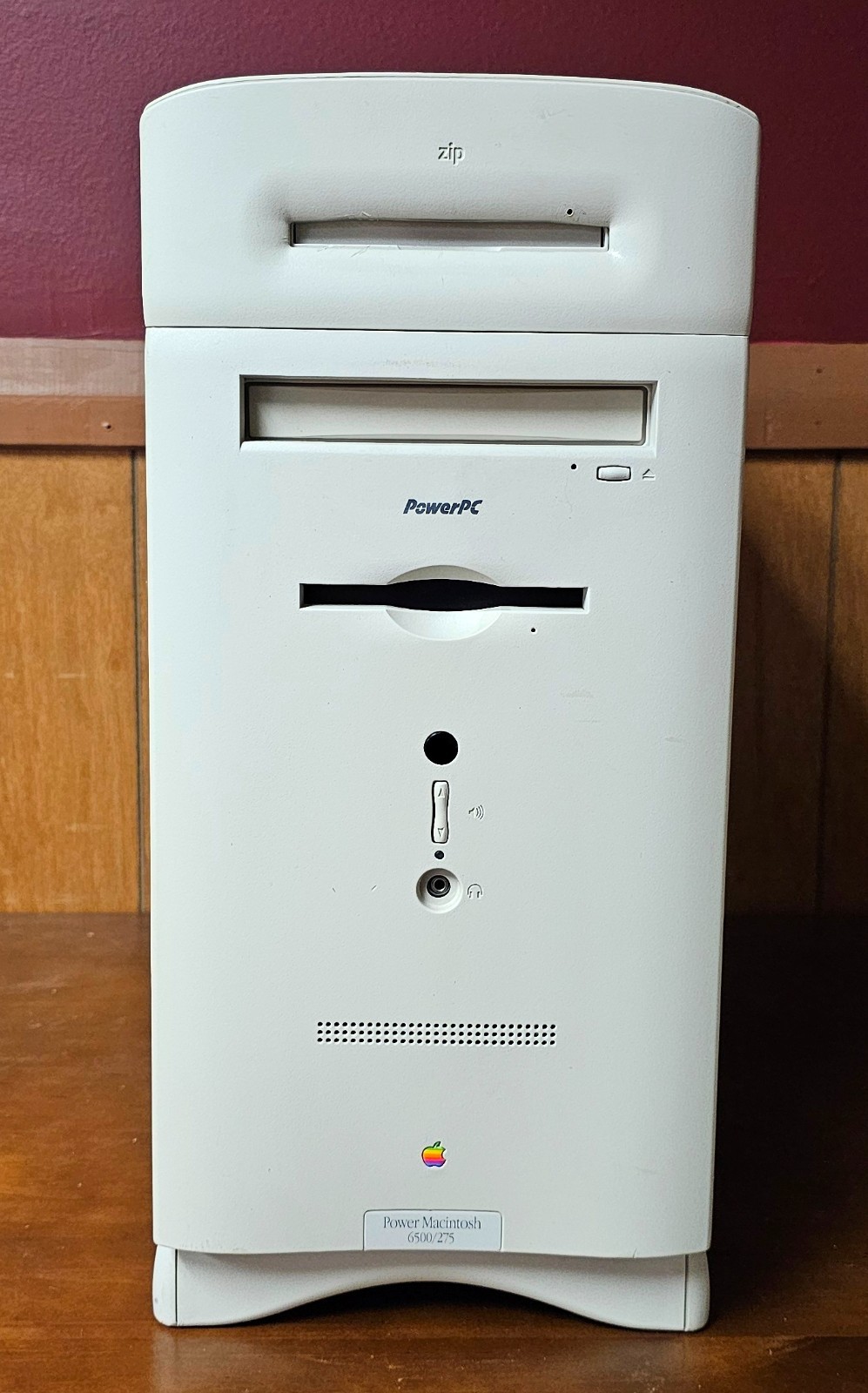 Vintage Apple Power Macintosh 6500/275 tower