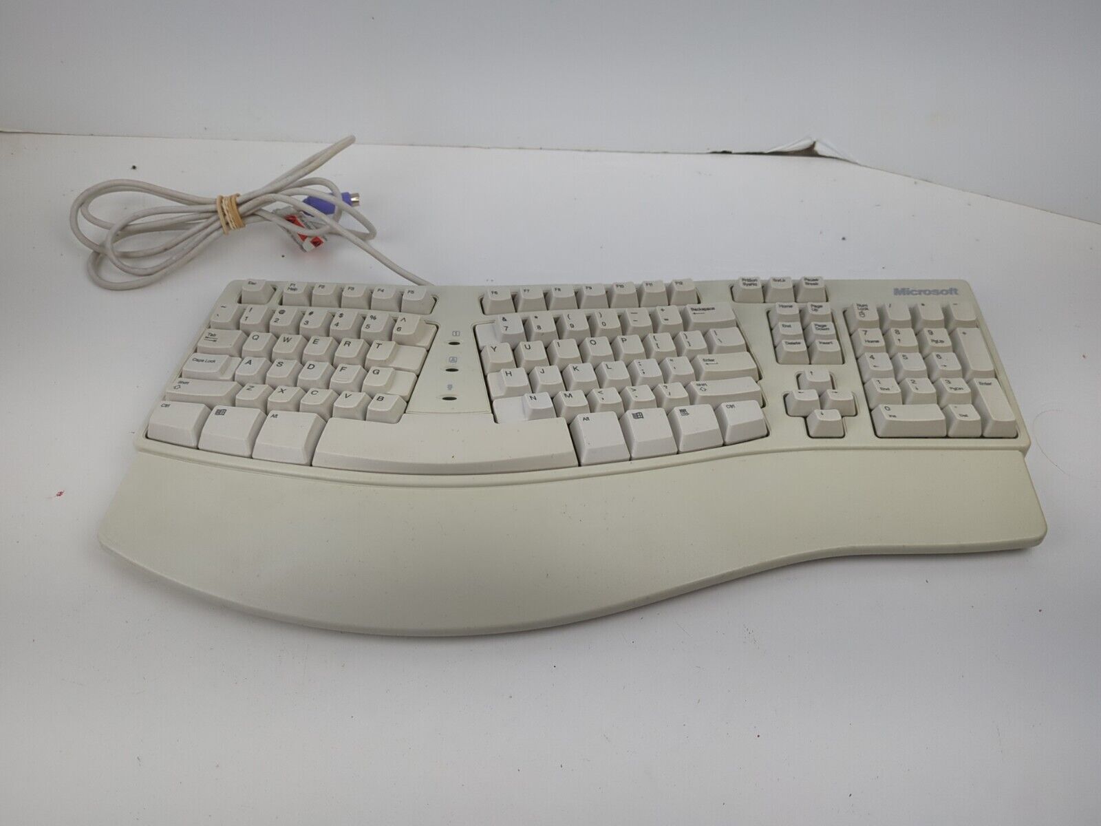 Vintage Microsoft Ergonomic Natural Keyboard Elite Split X06 19331 White PS/2