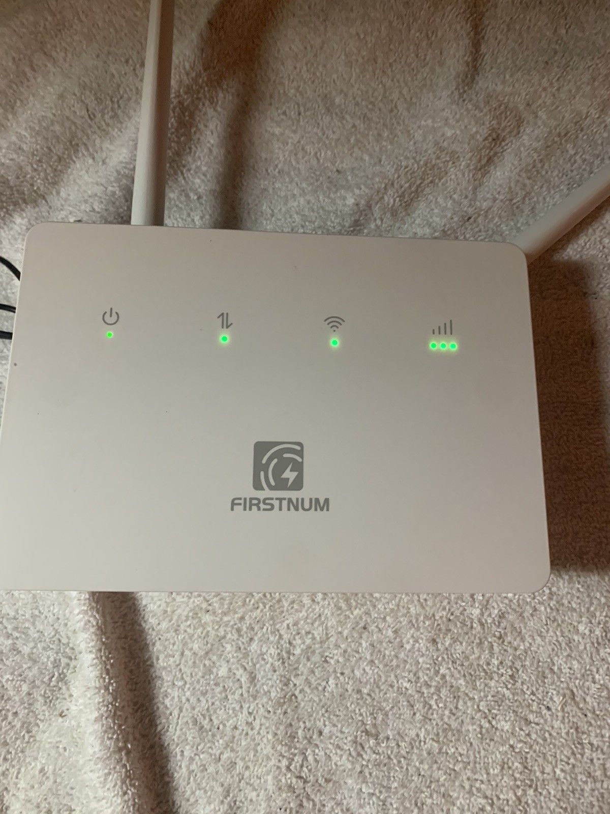 Firstnum CPE C1 Wifi Router with SIM Card Slot, 4G LTE CAT4 Wifi Router 150 Mbps