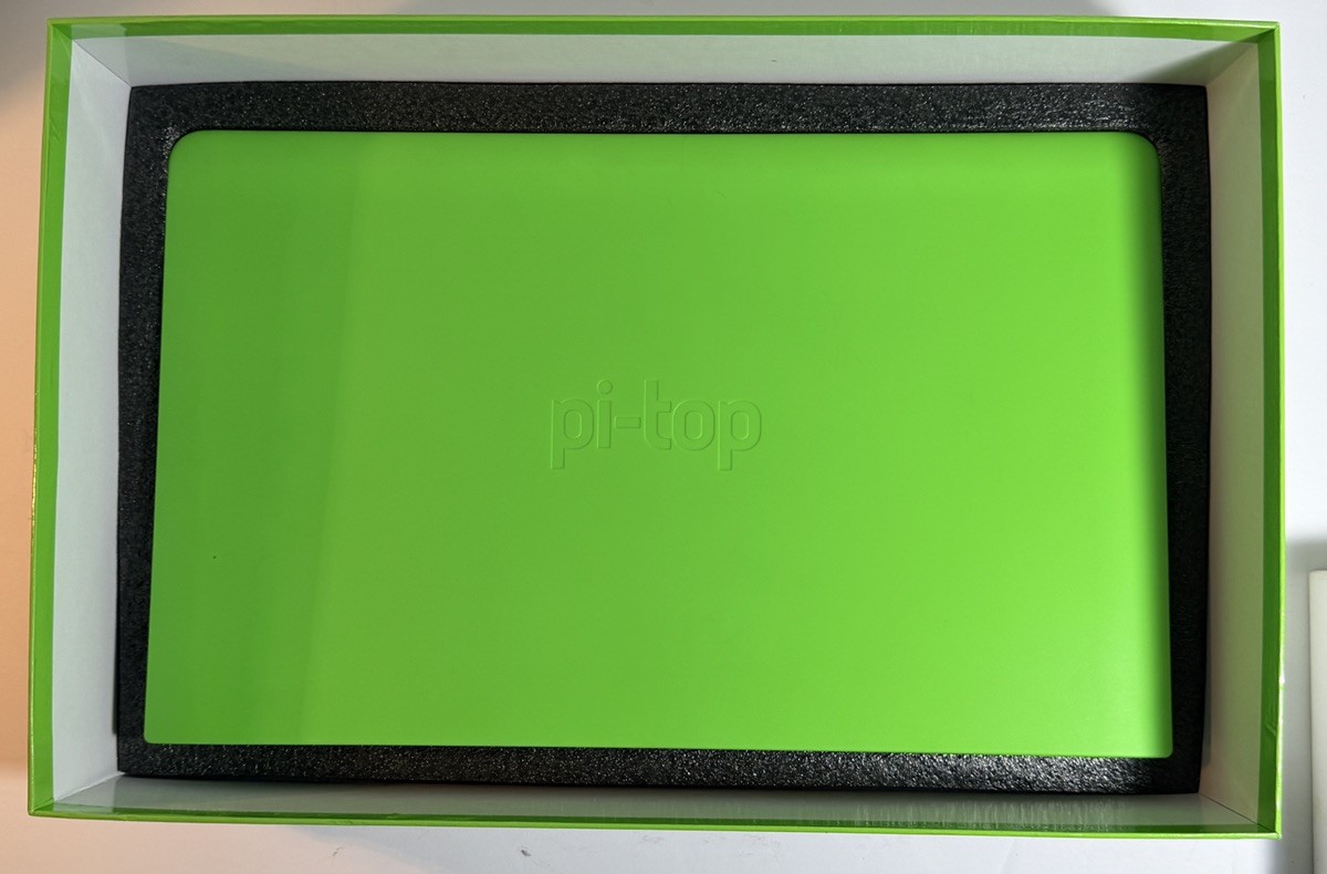 Pi-top 3 Laptop w/ Raspberry Pi 3 B & HUB Inventor's Kit, 1GB RAM