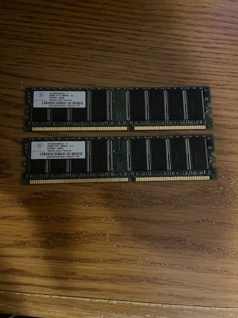 (2) Genuine Nanya (256 MB) PC Desktop Memory DIMM DDR PC3200U 400MHz CL3