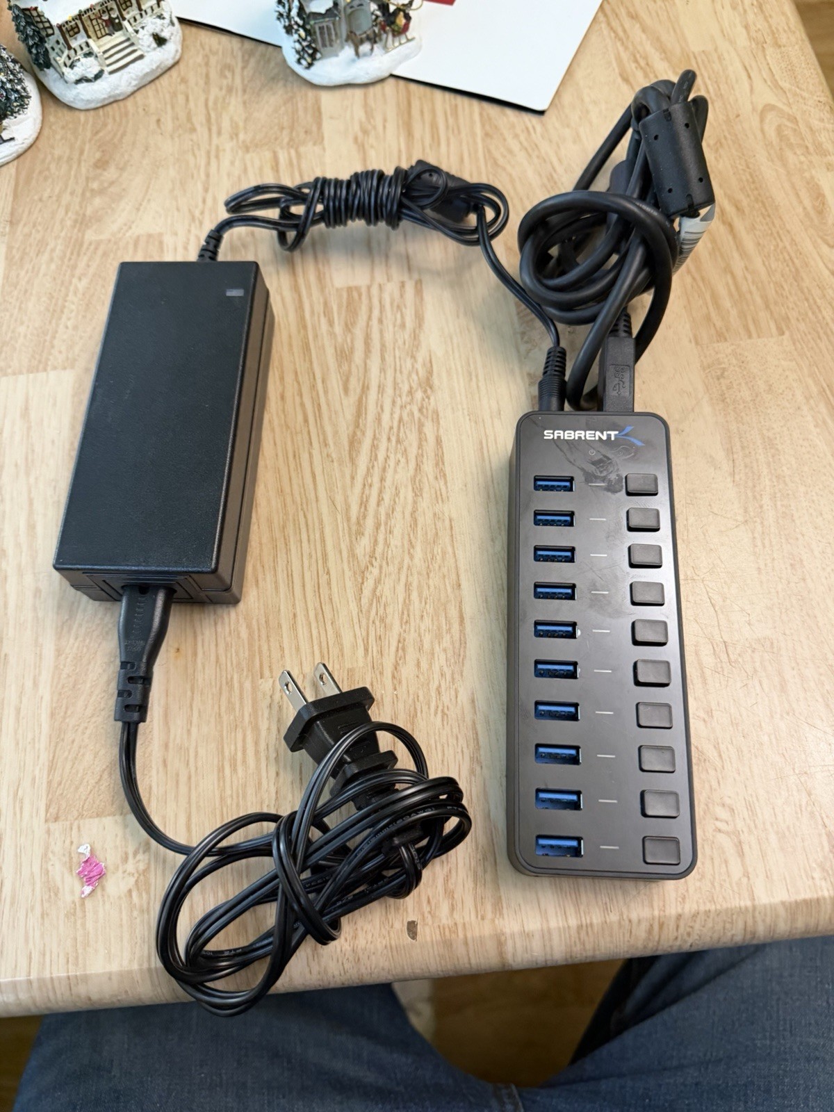 Sabrent 10-Port USB 3.0 Powered Hub Individual On/Off Switches w/ Adapter