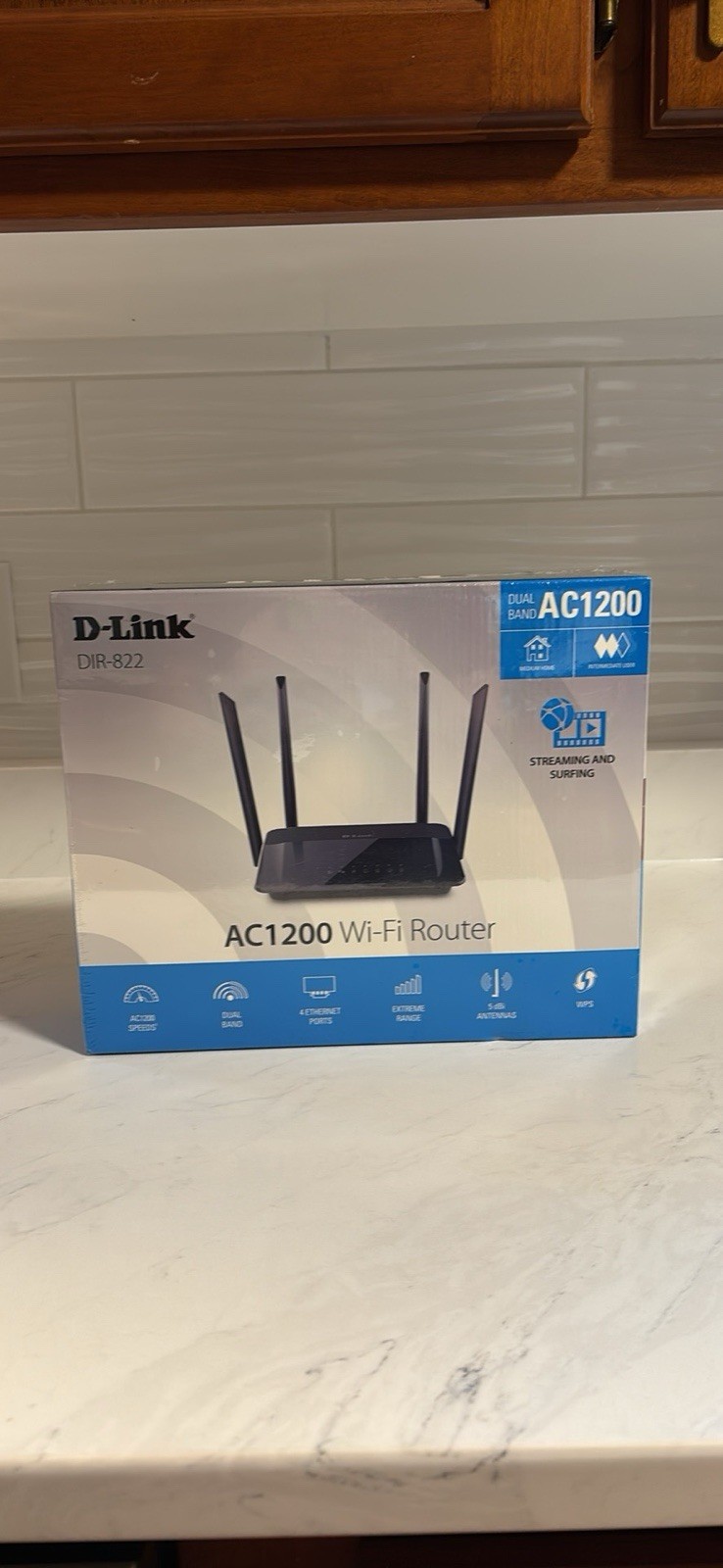 D link ac1200 router-Factory sealed