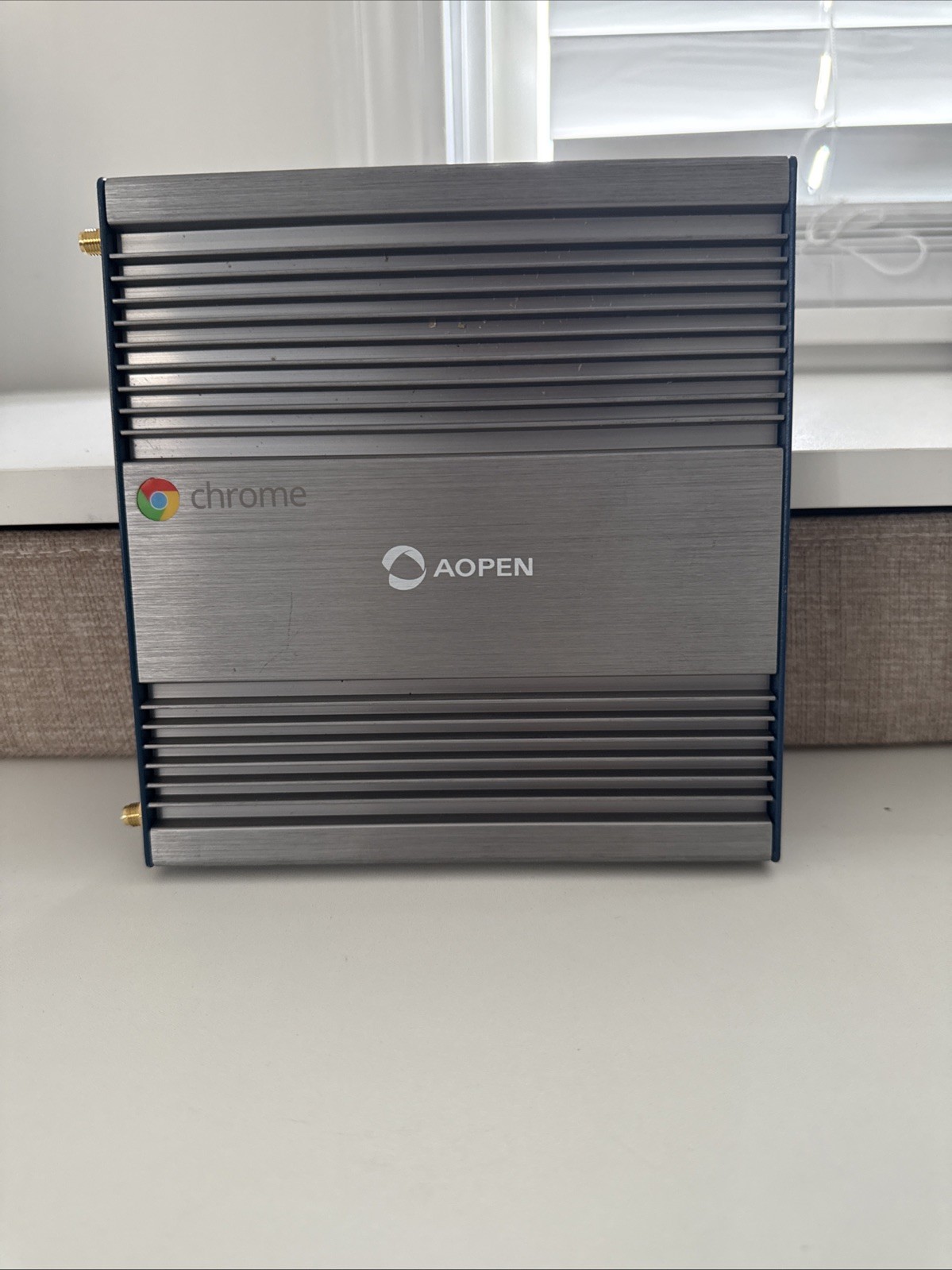 AOpen 91.DED00.GA10 Digital Engine DE3255 Chrome Box Commercial Grade New