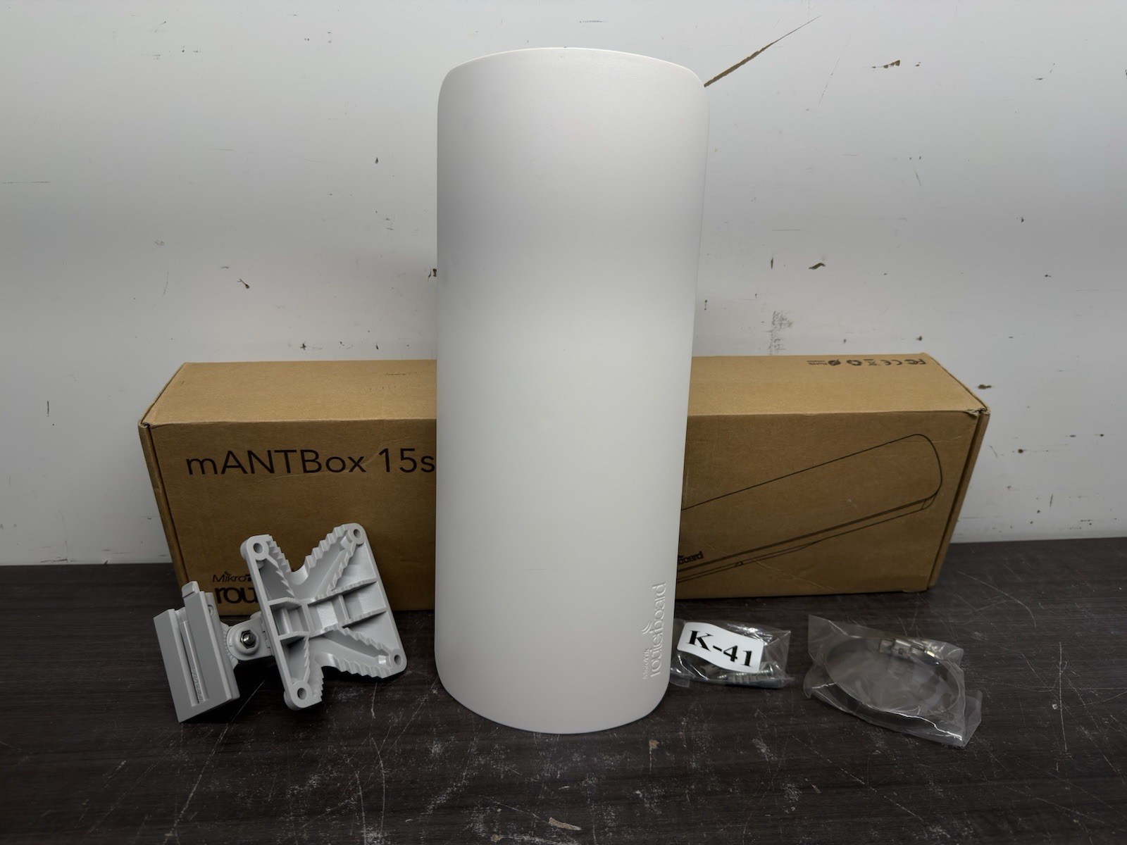Mikrotik mANTBox ax 15s Wi-Fi 6 Dual-band Sector Antenna - A607