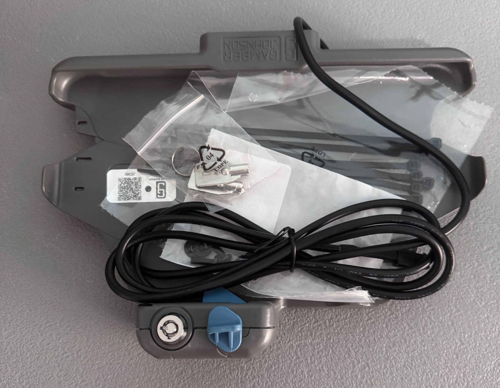 Gamber Johnson Tablet Mount USB Docking Station with 2 Keys NEW  7160-1368-40