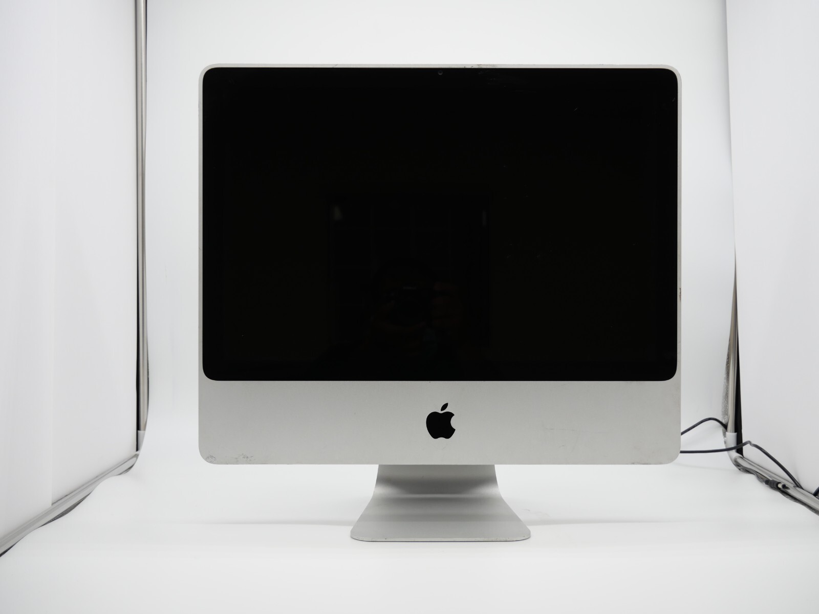 Apple iMac 20 Inch 2GB 160GB HDD All in One PC - 1 Year Warranty