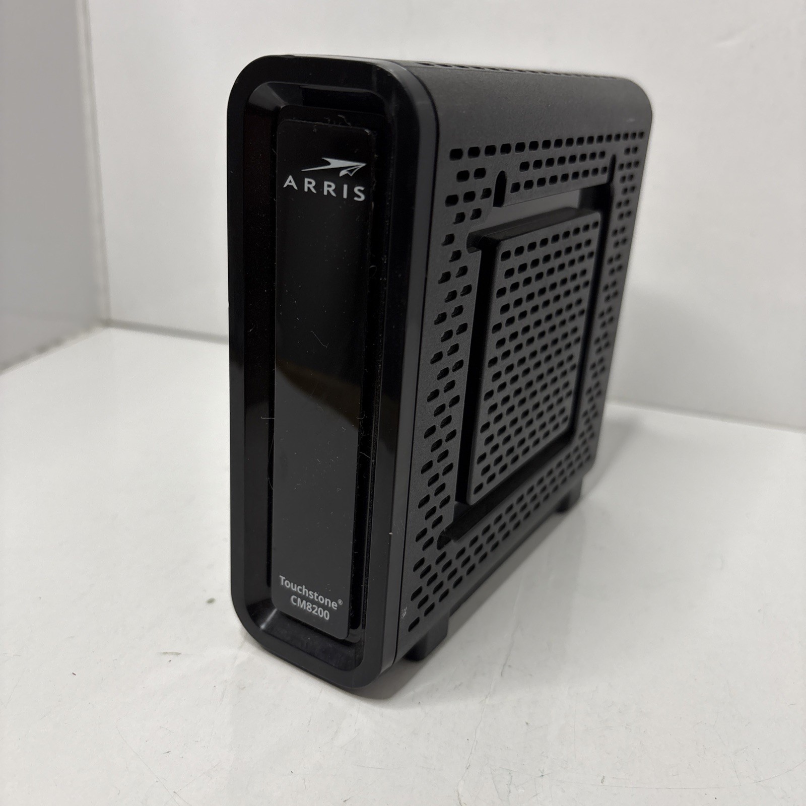 ARRIS Touchstone CM8200A DOCSIS 3.1 Ultra Fast Cable Modem   TESTED