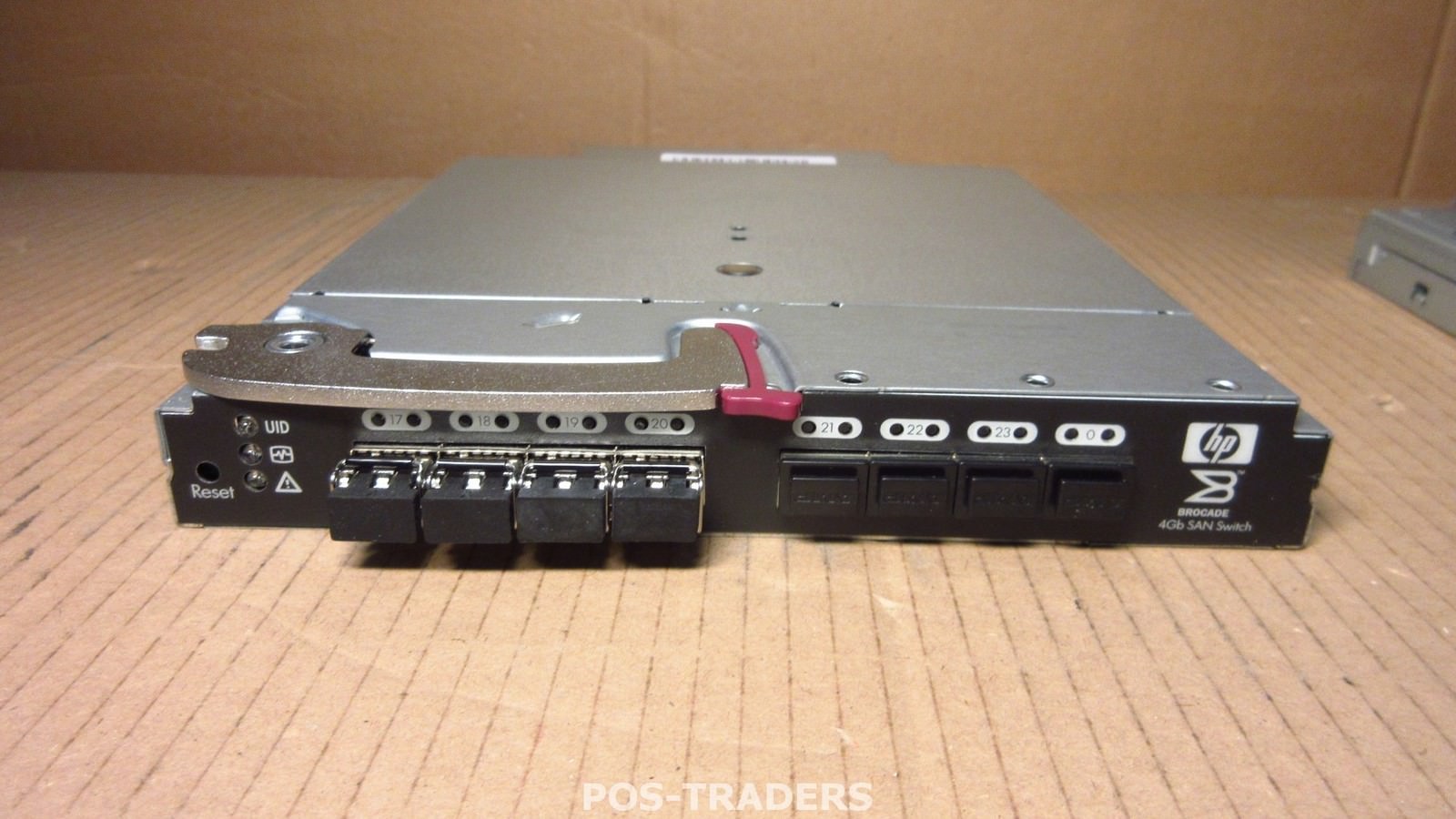 HP BladeSystem Enclosure Brocade 4GB SAN Switch 411121-001 - INCL 4X SFP'S