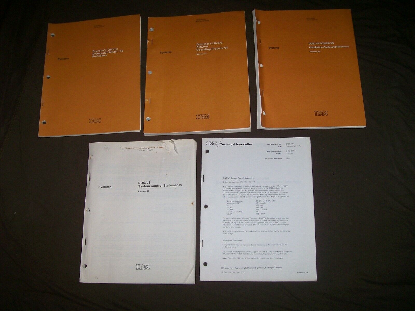 5 Vintage IBM Reference Manuals Mainframe System 370 Model 135 DOS VS Power VS