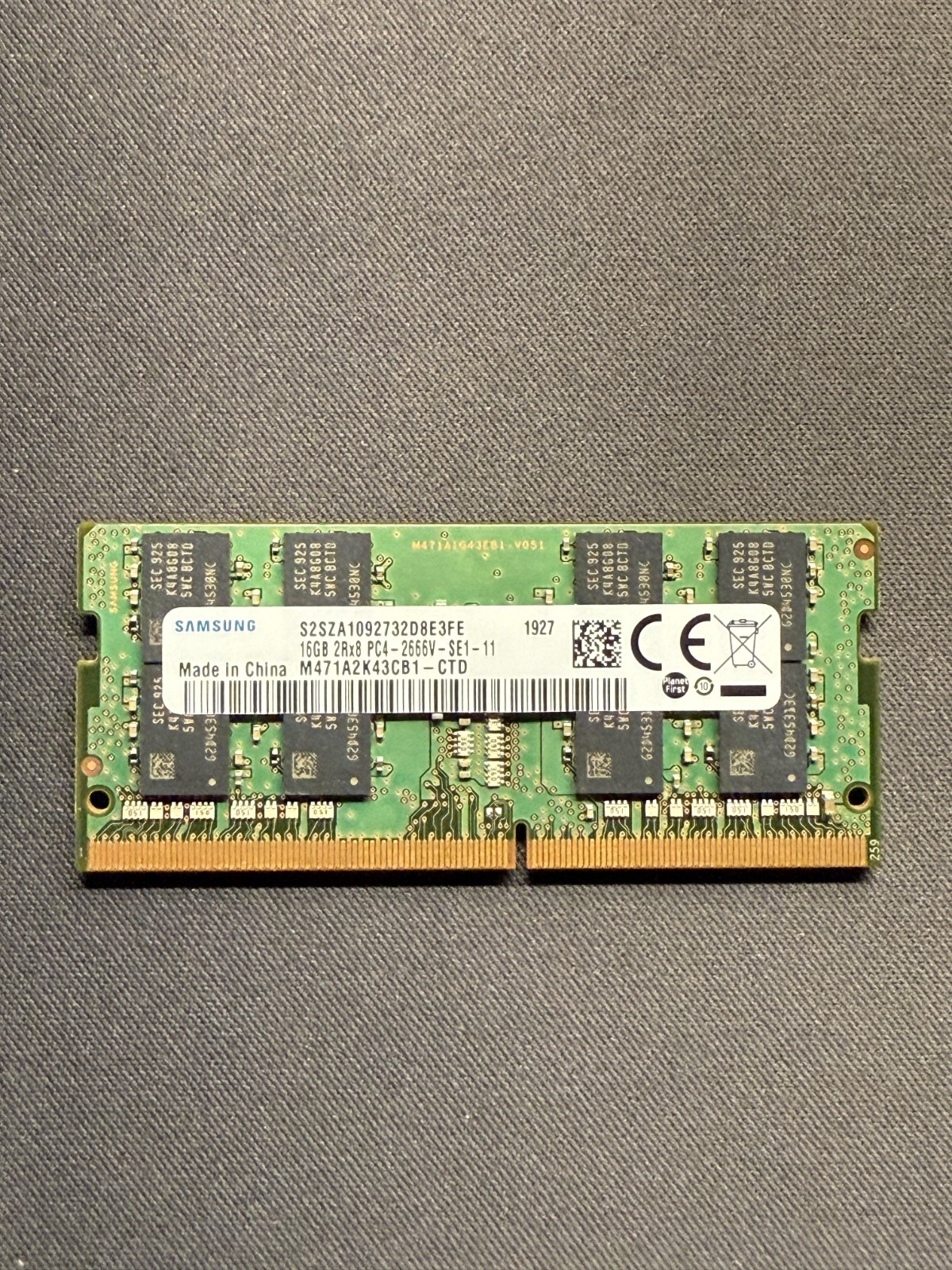 Samsung PC4-2666V 16GB 2Rx8 RAM DDR4 2666MHz M471A2K43CB1-CTD