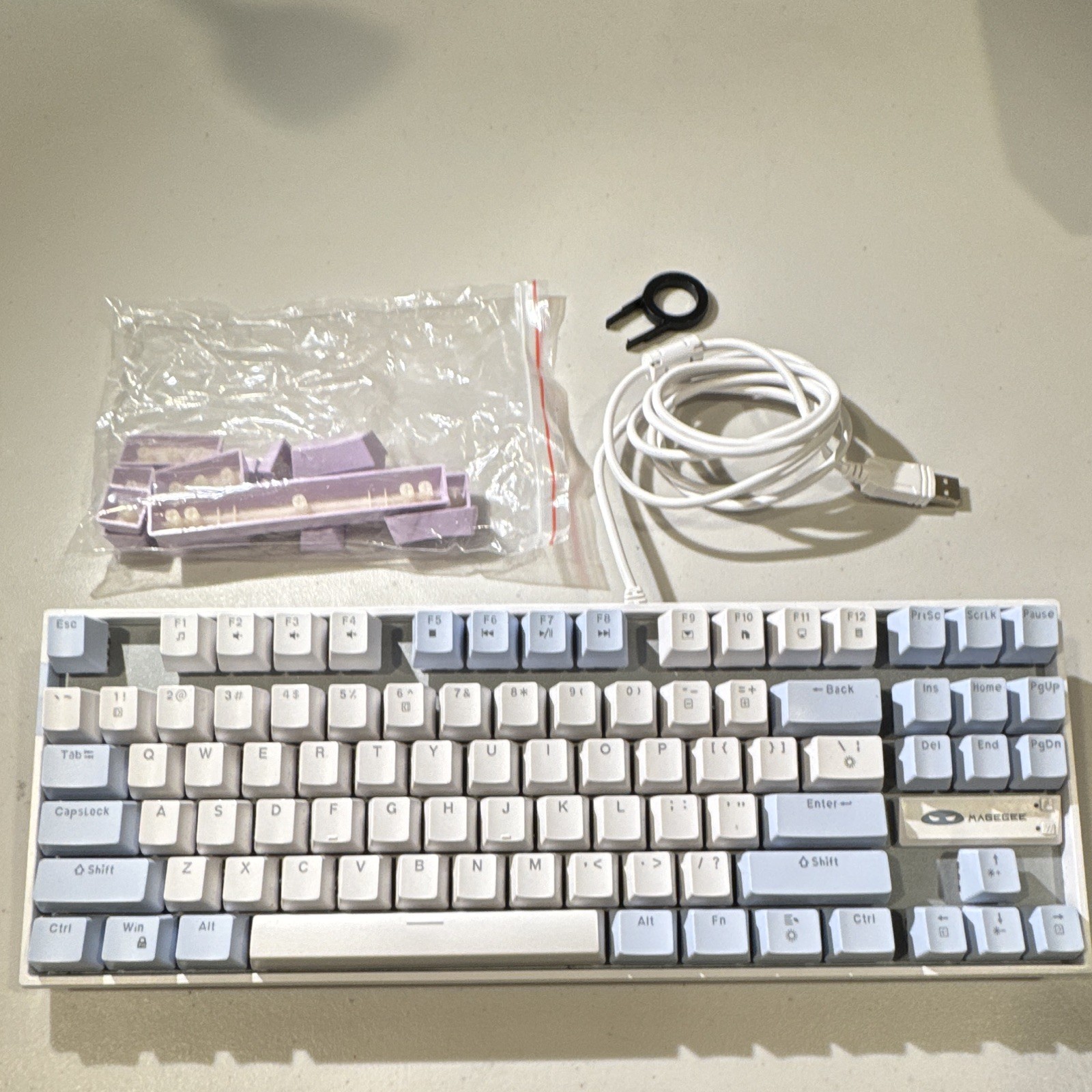 MageGee Mechanical Wired Illuminated Keyboard White/Blue, Spacebar acts weird…