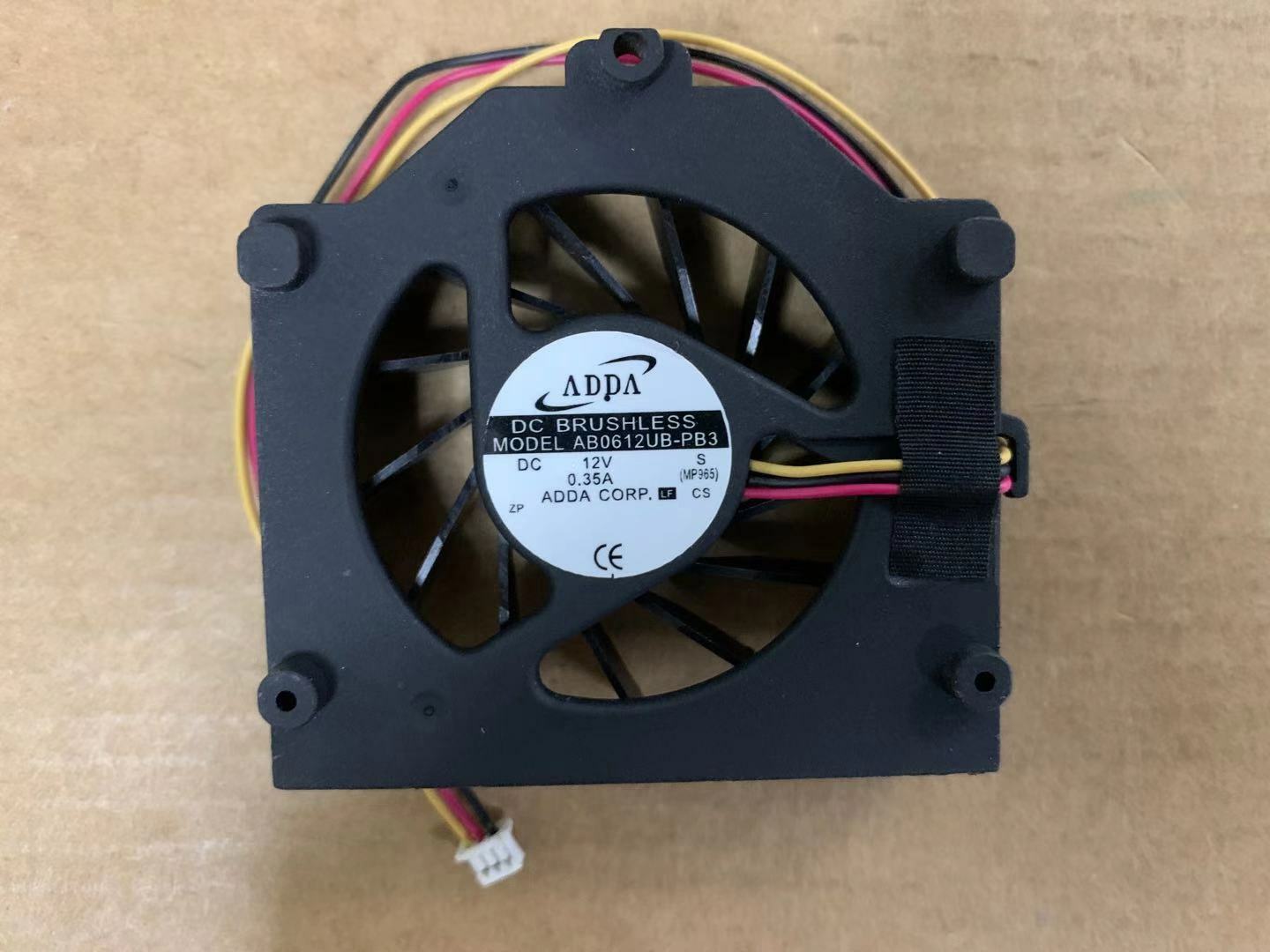 1pcs ADDA DC BRUSHLESS AB0612UB-PB3 DC 12V 0.35A 3pin cooling fan MODEL