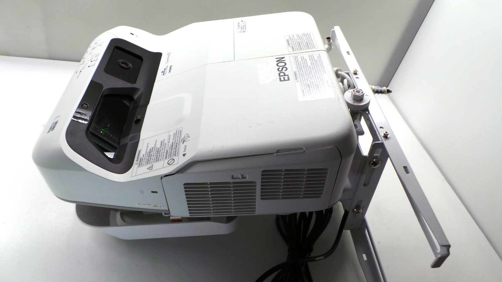 Epson BrightLink 695Wi Short-Throw 3LCD 3500 Lumens HDMI 1062 Lamp Hours - Work