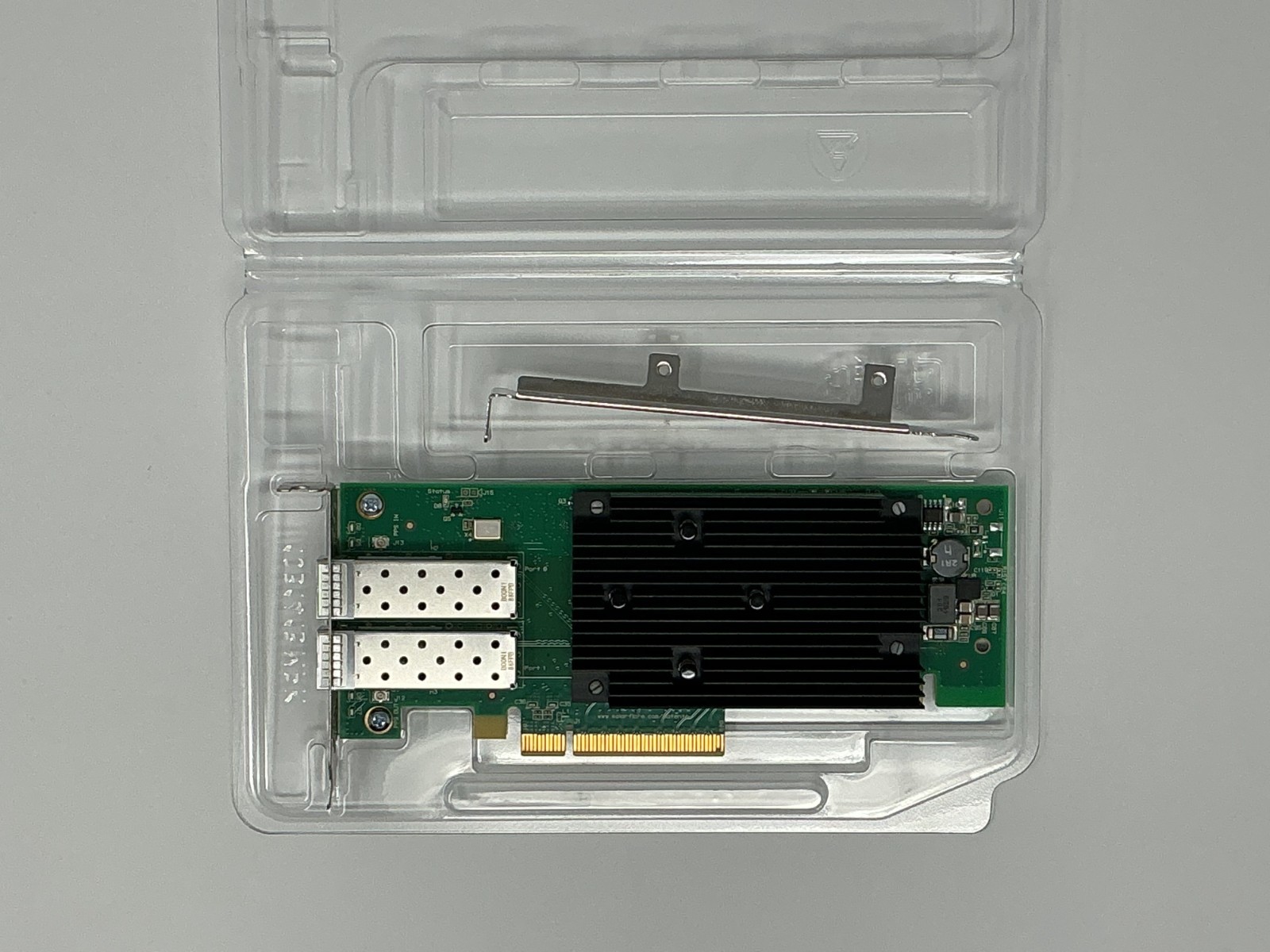 X2522-25G-PLUS Solarflare XtremeScale X2522 Dual-port 10/25GbE Adapter