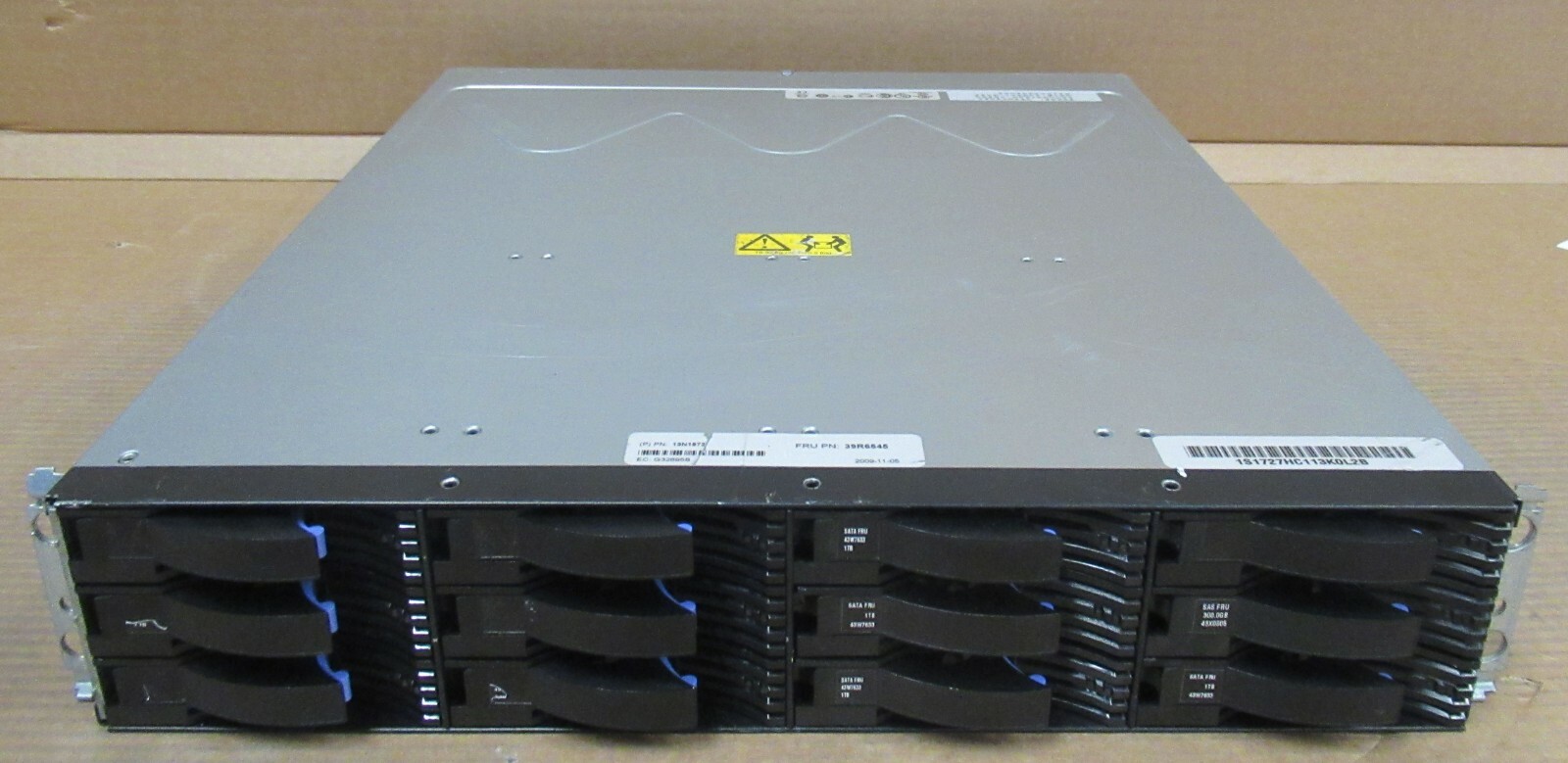 IBM EXP3000 Expansion Storage Array 12x SAS Bays 5x 1TB 2x CTRL & 2x PSU 39R6464