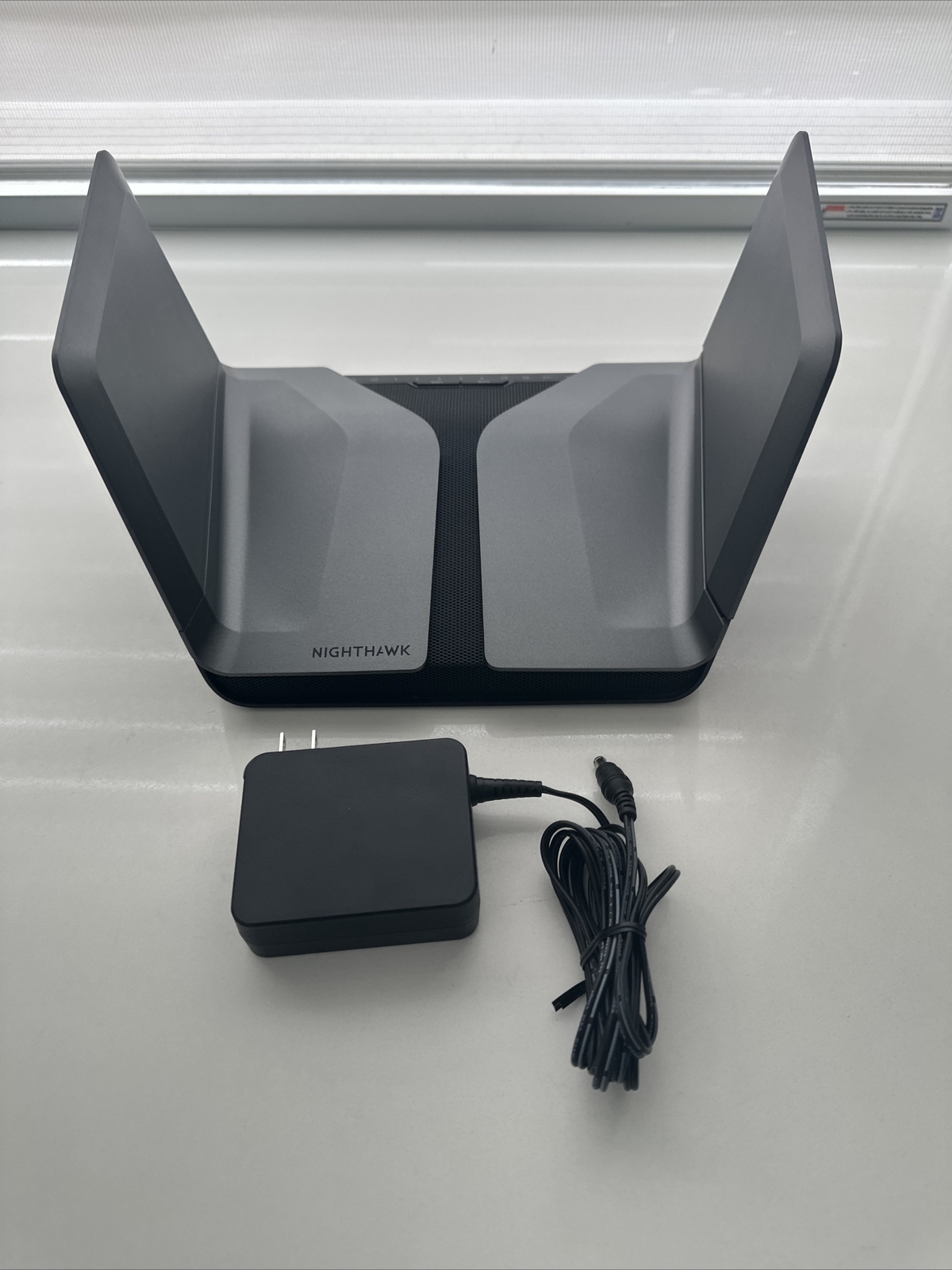 NETGEAR Nighthawk AX8 8-Stream AX WiFi Router - AX5700