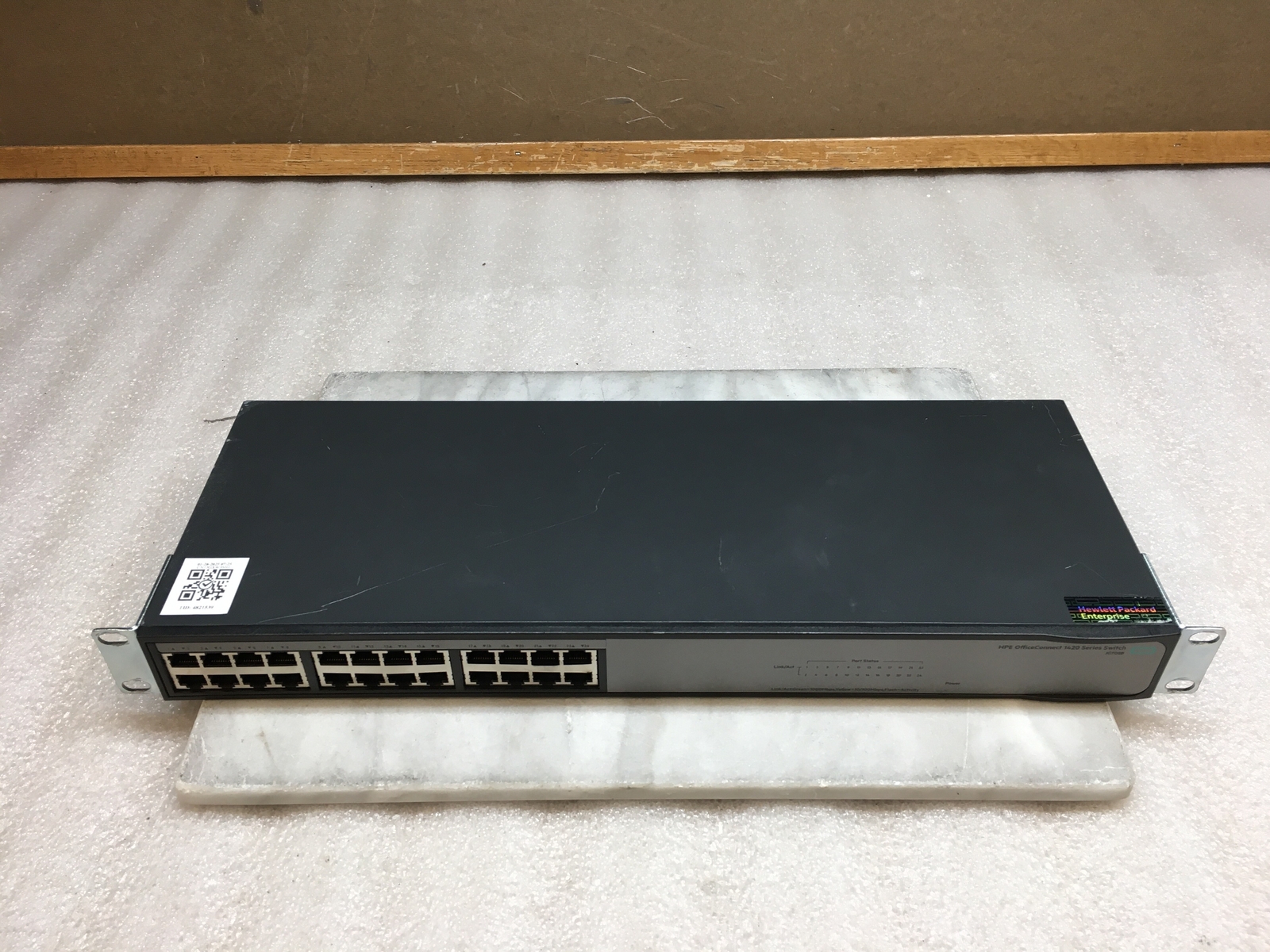 HPE OfficeConnect 1420 Series 24 Port Unmanaged Ethernet Switch JG708B