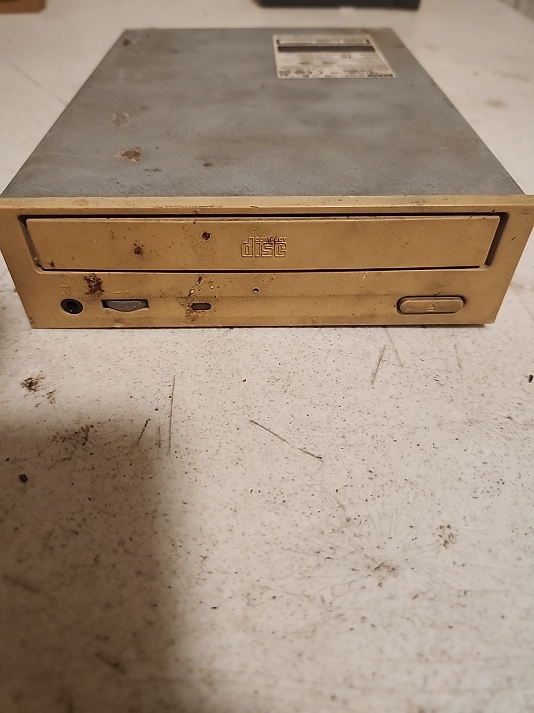 TEAC CD-532S 32X CD-ROM DRIVE SCSI N31
