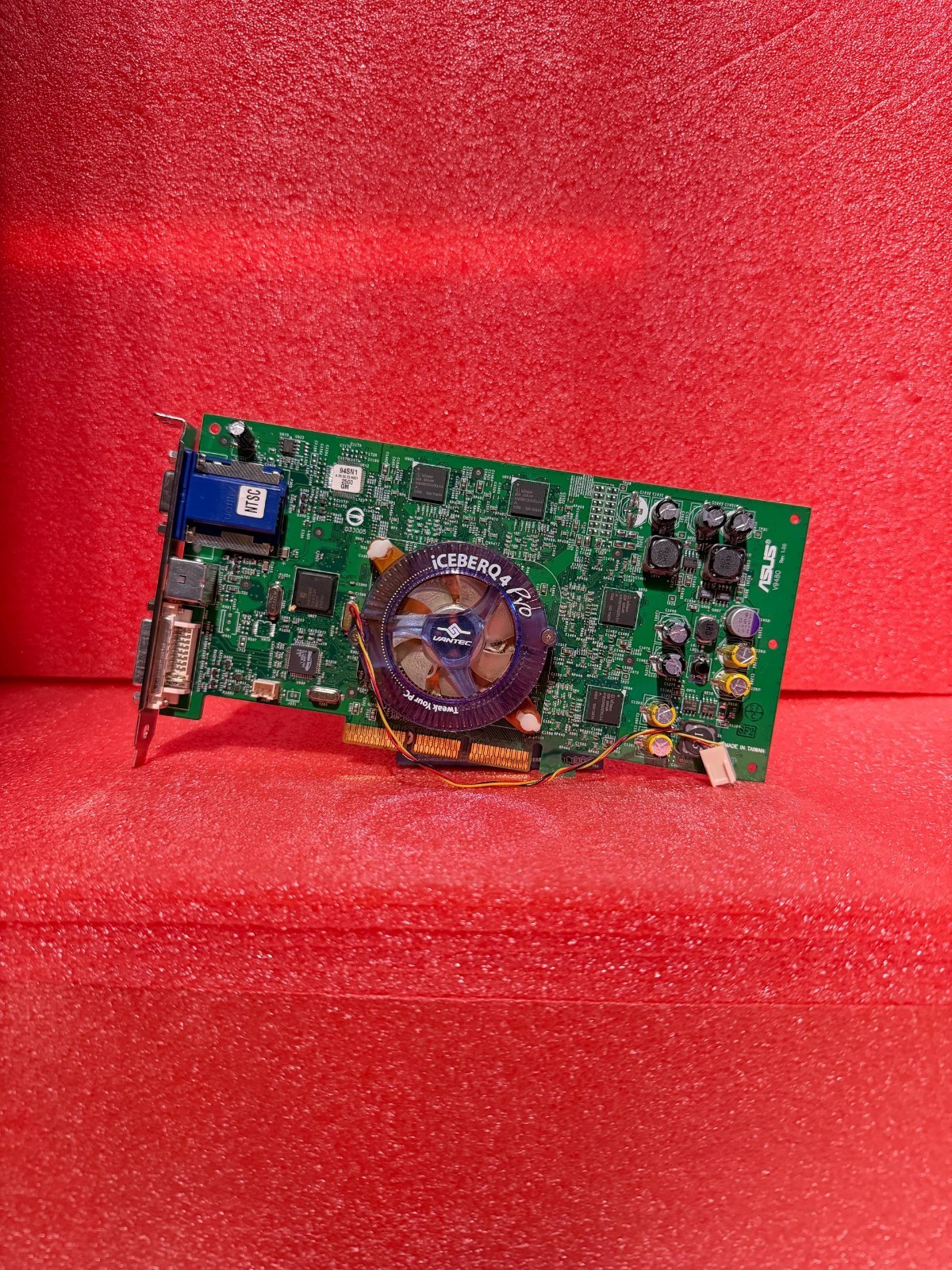 ASUS V9480  GeForce4 Ti 4800 128MB  v9480/tvd/ntsc/128m/a AGP VGA TV-OUT DVI