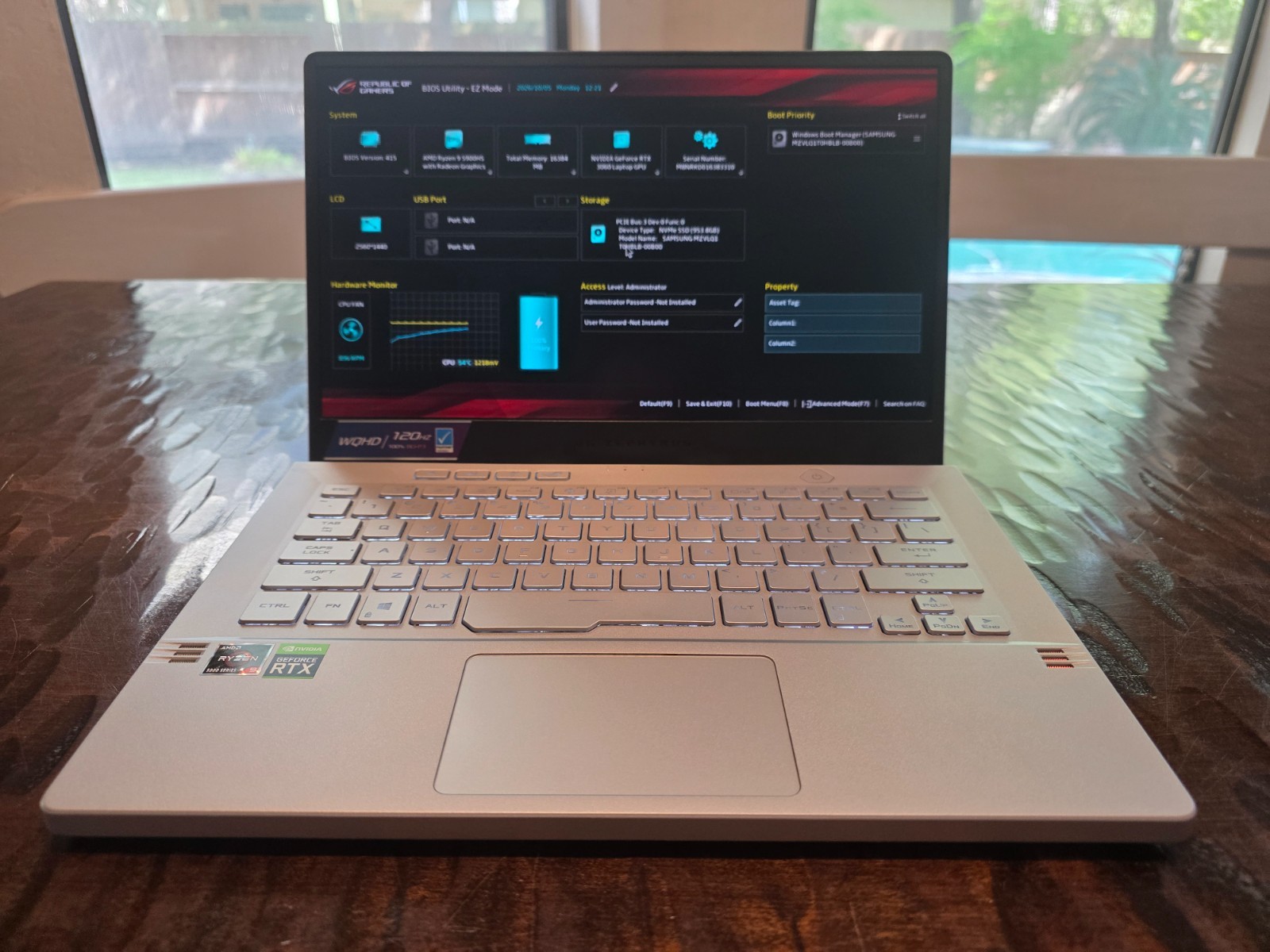 ASUS ROG Zephyrus G14 - 14" QHD 120Hz, Ryzen 9 5900HS, RTX 3060, 16GB RAM, 1TB