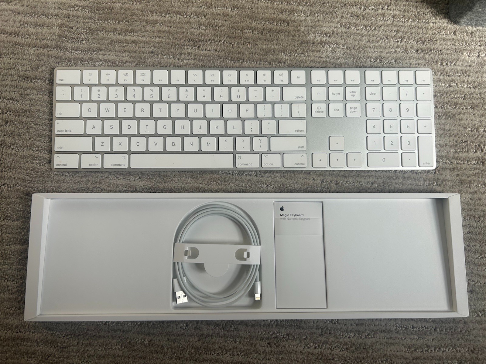 Apple Magic Keyboard with Numeric Keypad Rechargeable A1843 (Lightning)