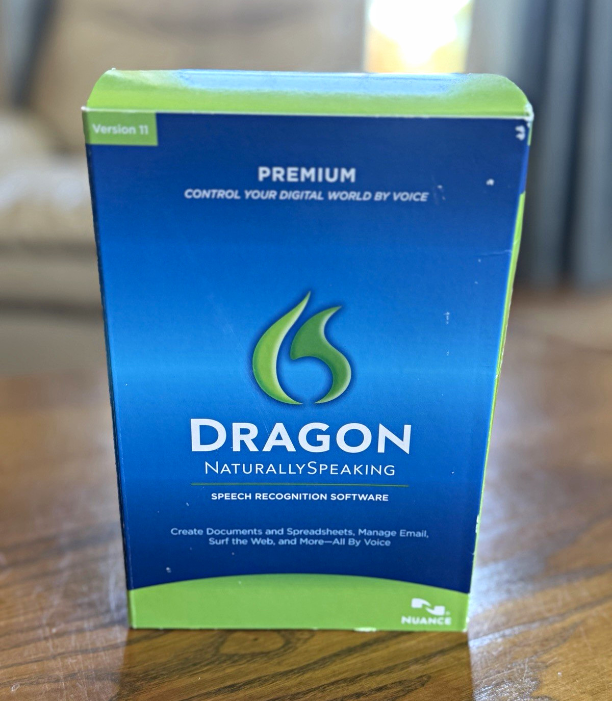 Nuance Dragon NaturallySpeaking Premium v11 Speech Recognition Software with Mic
