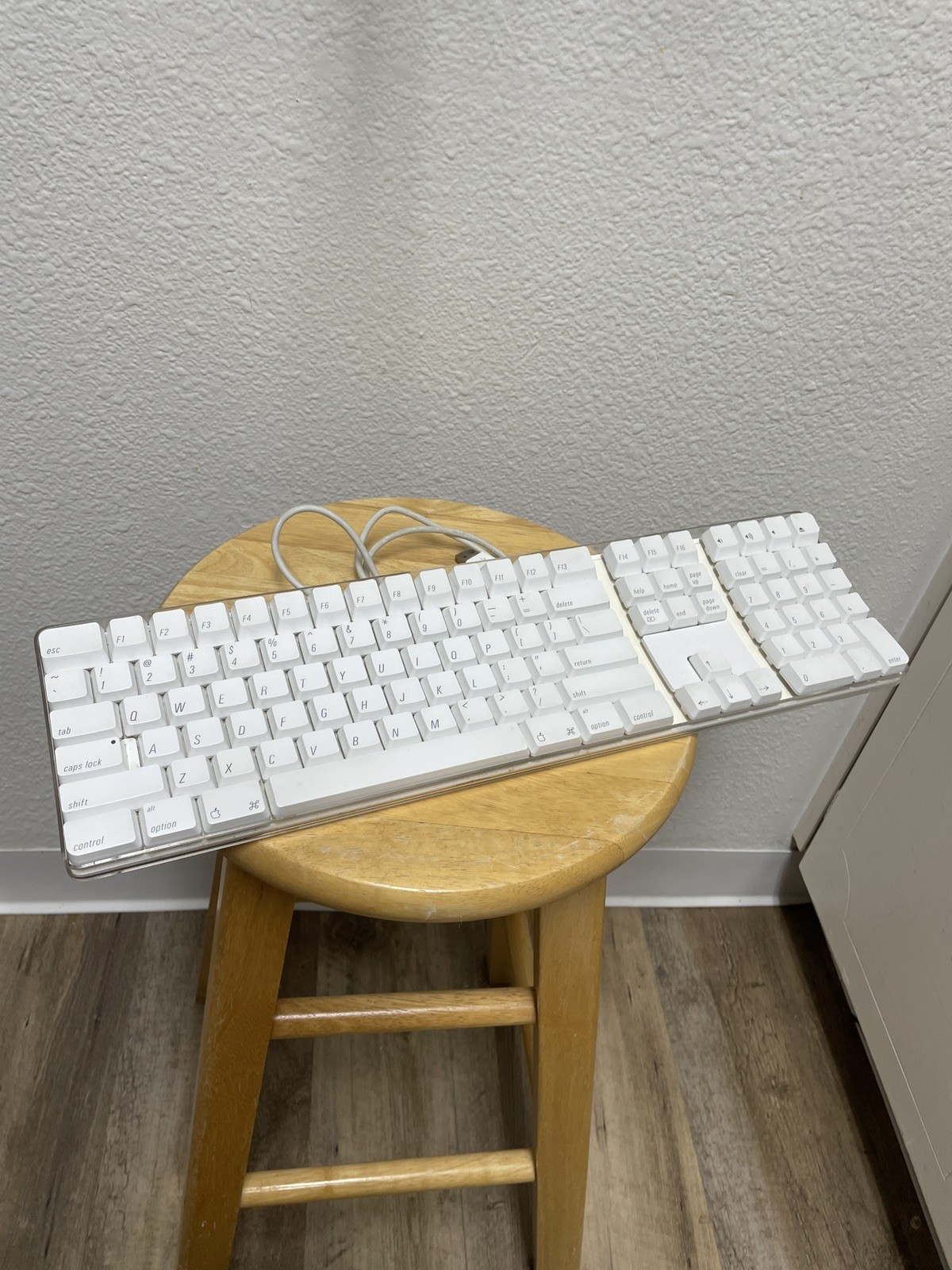 Apple A1048 Pro Keyboard White Clear USB Vintage iMac G3 G4 Y2K