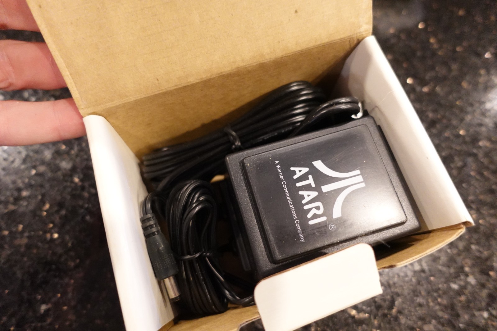 Vintage  ATARI COMPUTER 400 800 1200XL Video game console POWER SUPPLY    NEW A2