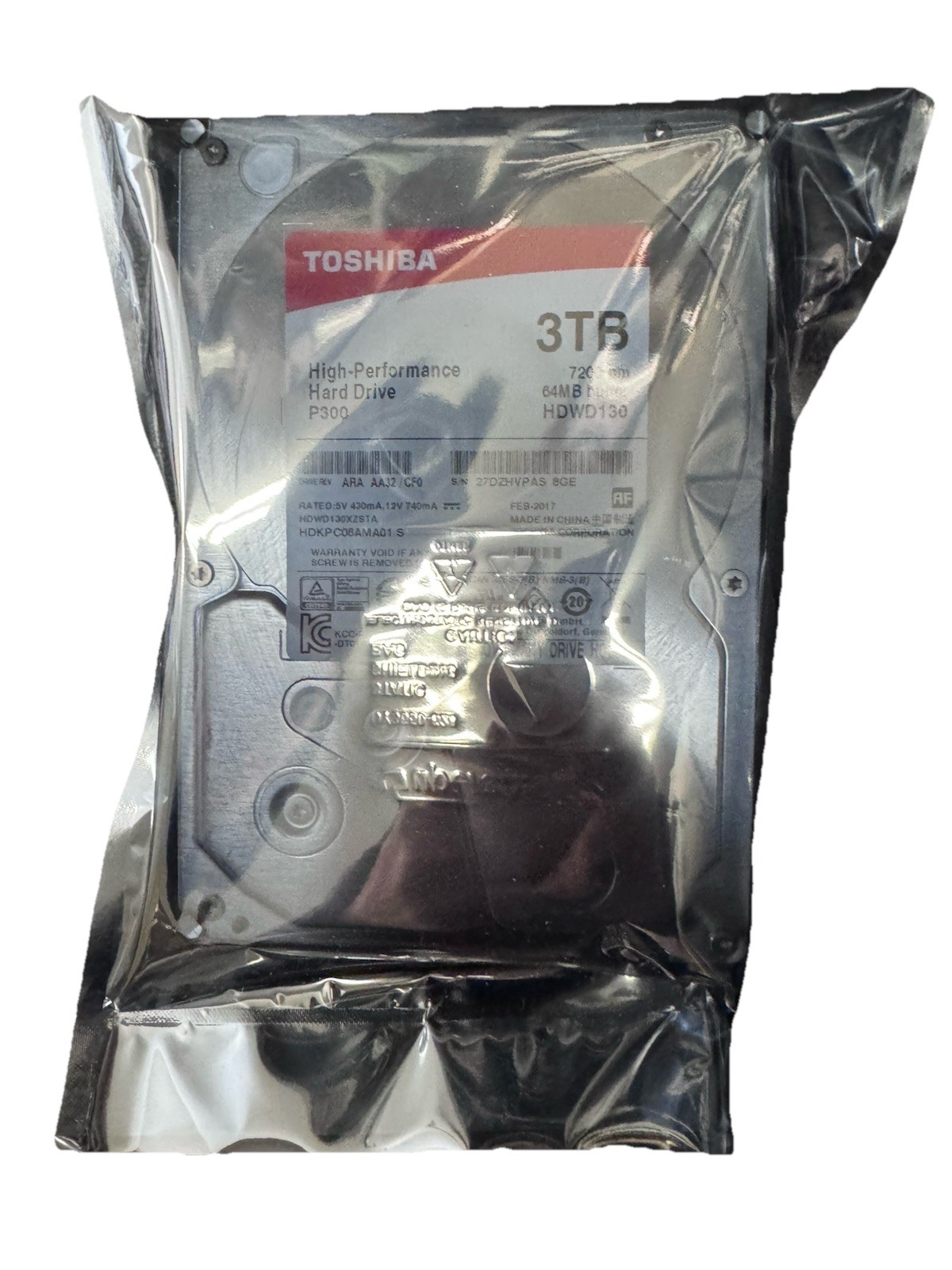 Toshiba P300 3TB SATA Internal, 7200 RPM, 3.5" (HDWD130XZSTA) Hard Drive