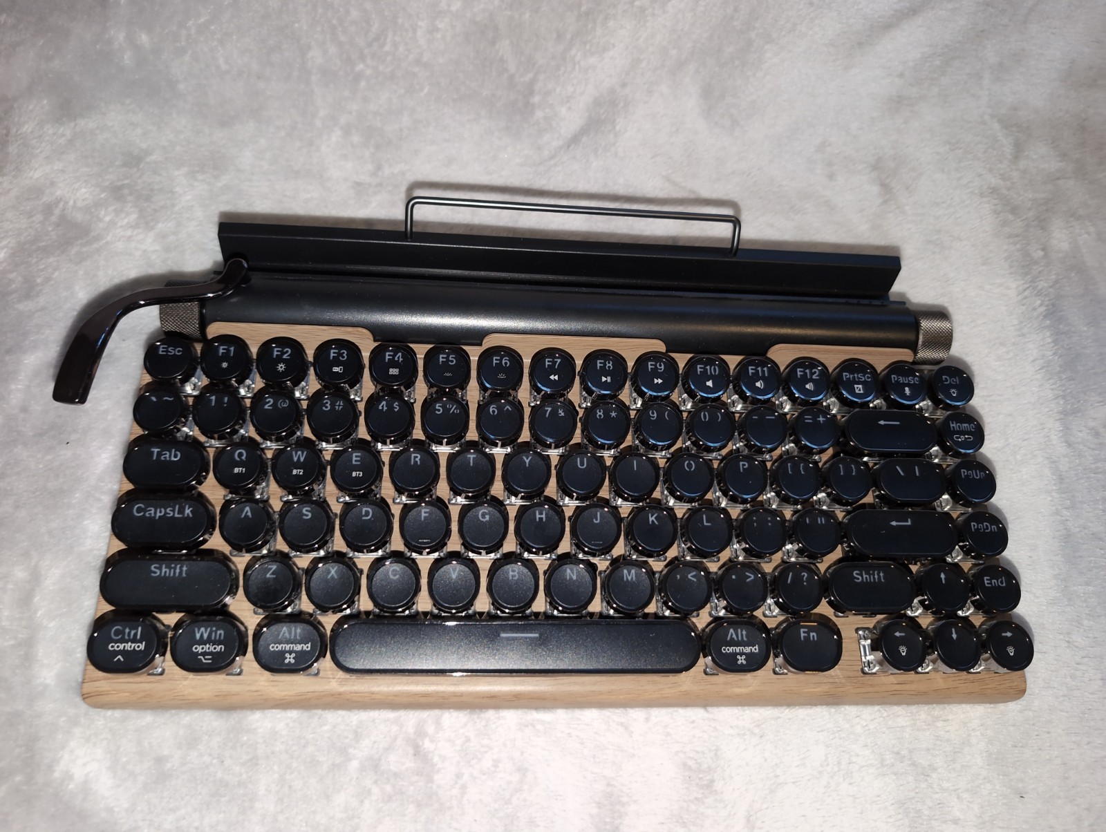 TAIAHIRO Retro Typewriter Mechanical Keyboard, Wireless Bluetooth USB 5.0