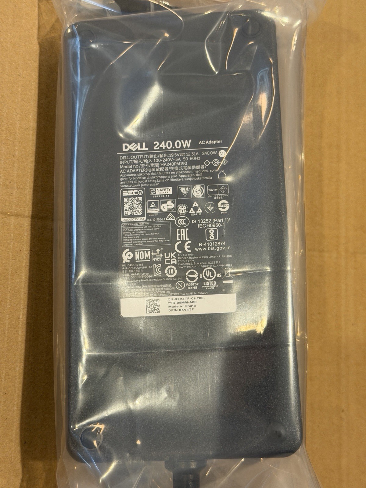 NEW Genuine OEM Dell 240W 19.5V 12.3A AC Laptop Charger HA LA240PM190 PA9E PA-9E