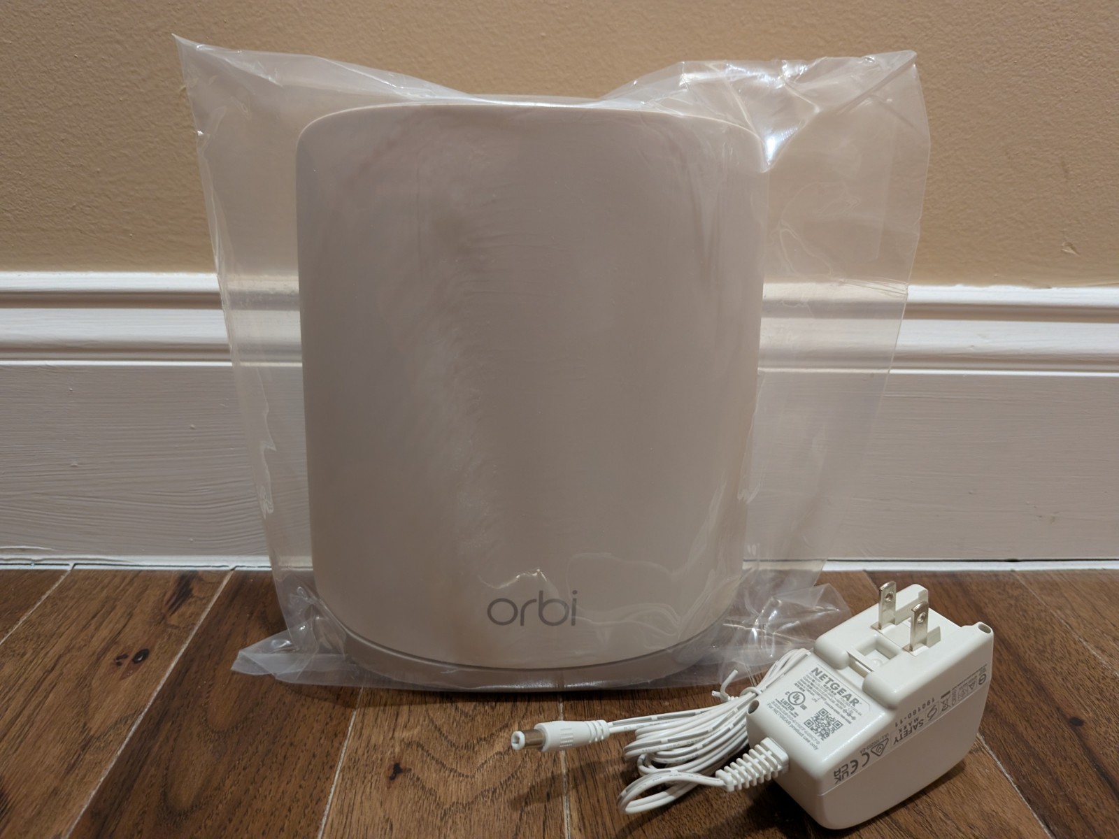 *New* Netgear Orbi RBS750P Add-on Satellite Tri-Band Wireless Mesh WiFi 6 AX5200