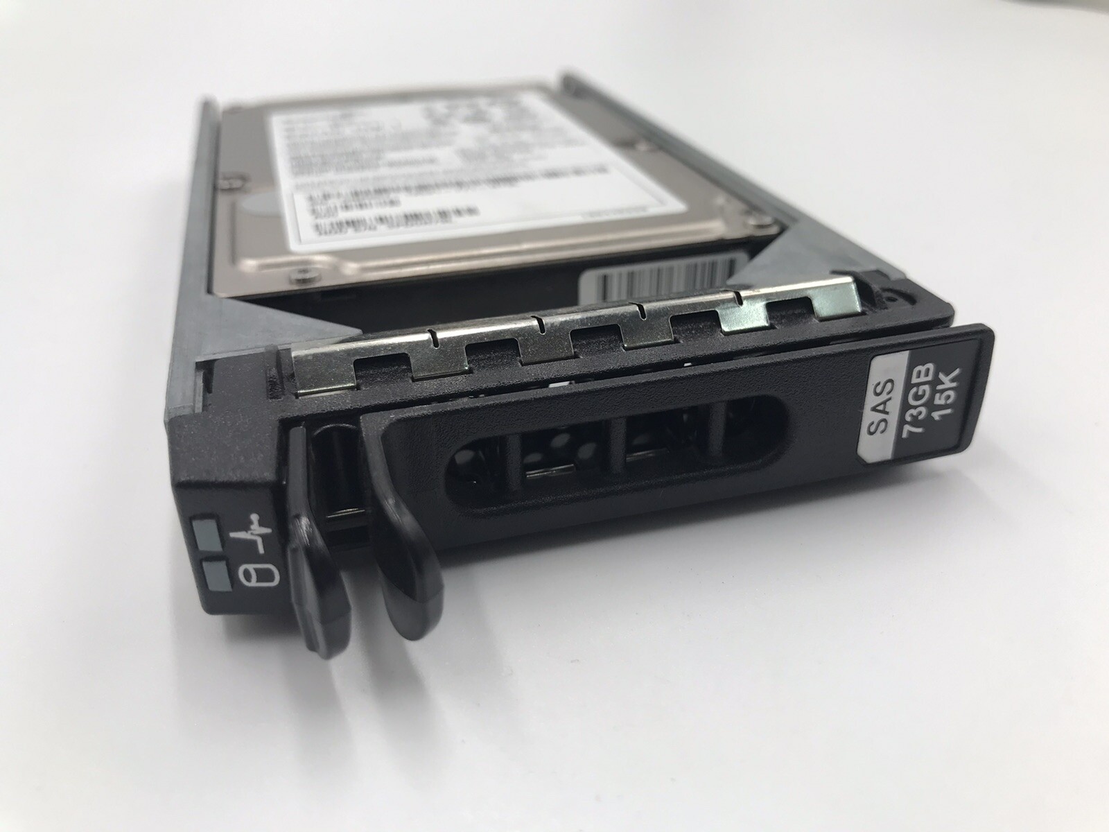 DELL 0NP657 DELL HDD 73GB 15K HOT SWAP 2.5 SAS SFF W/TRAY 9MB066-041 ST973451SS