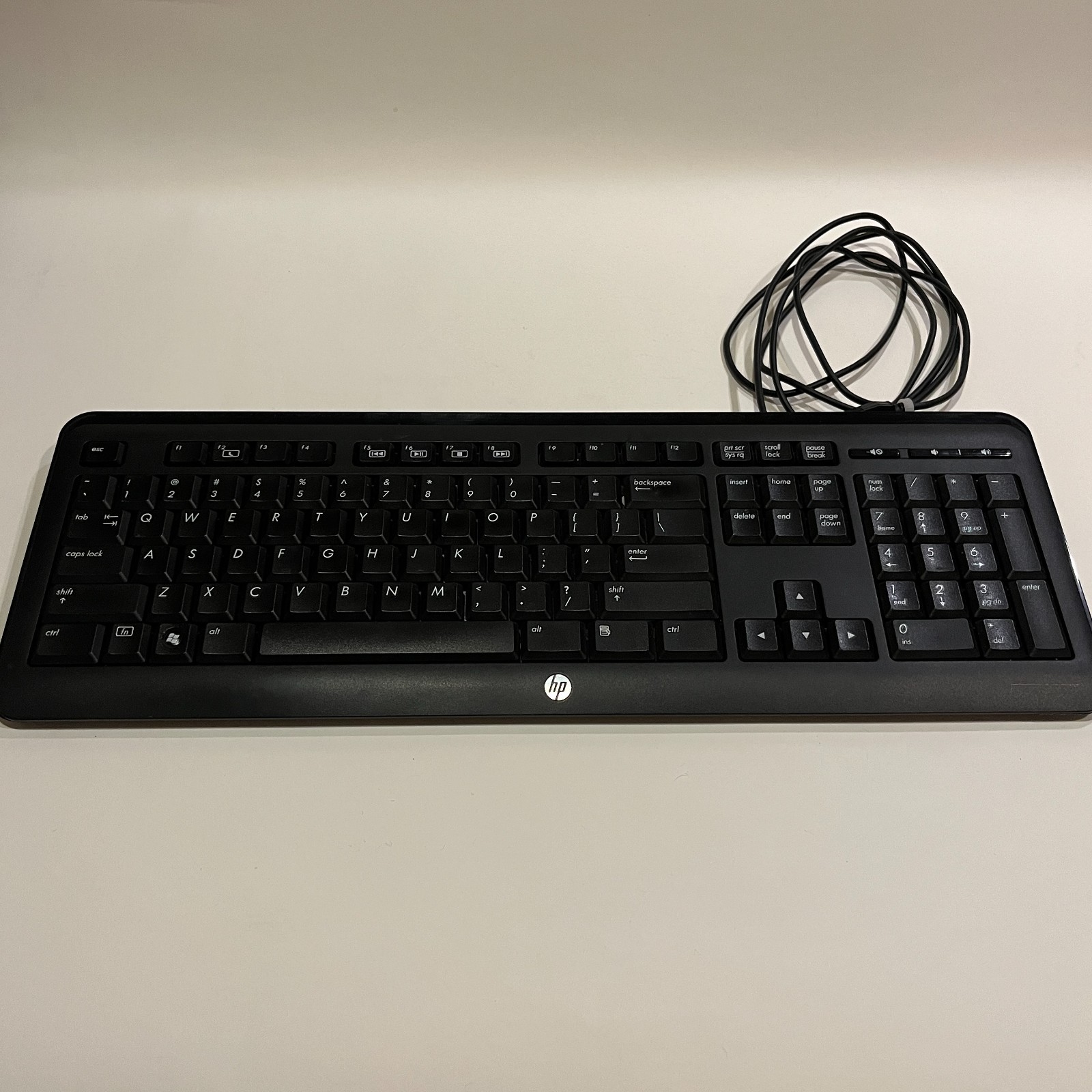 HP Hewlett-Packard Wired USB Keyboard Model SK-2023 643691-001 REV: 0B Black
