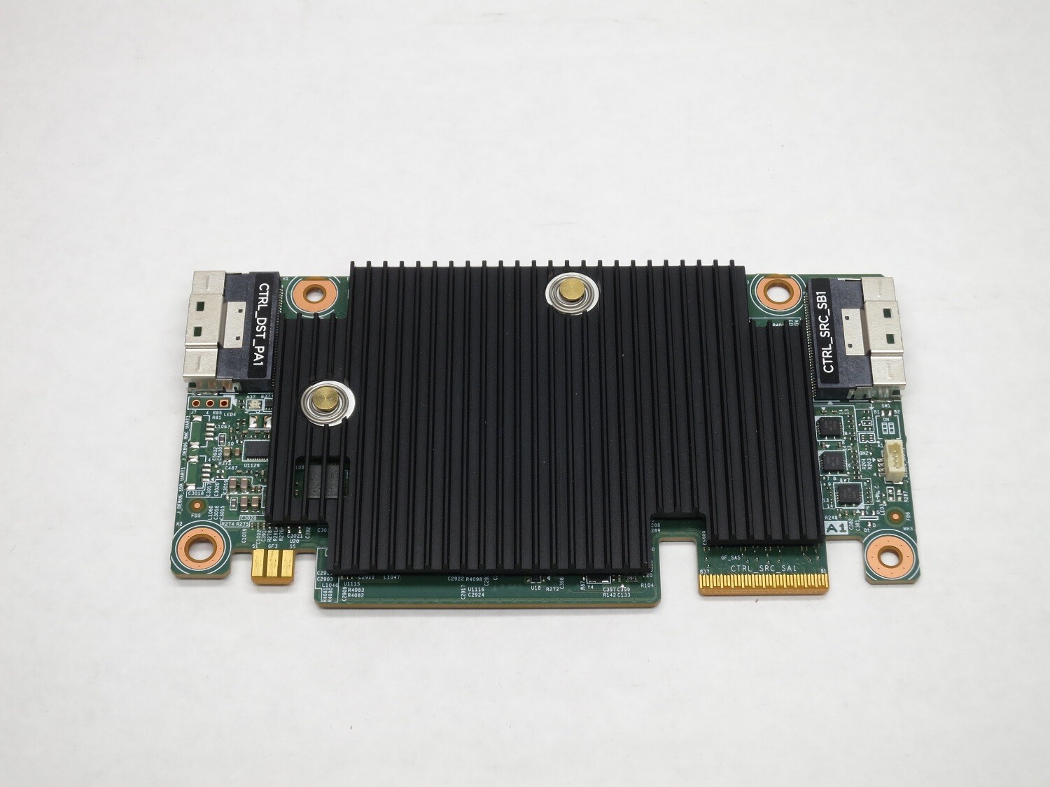 2XVTC DELL HBA355i SAS 12Gbps SATA 6Gbps 16-PORT 2x8 INTERNAL PCIE G4 FRONT HBA