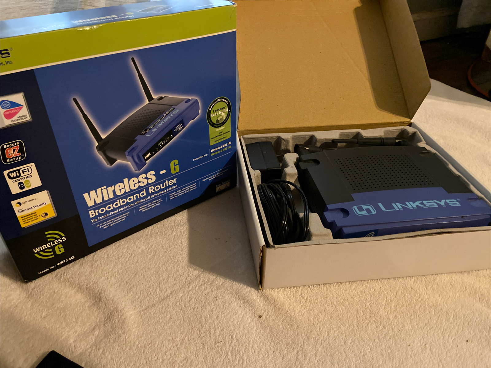 Linksys WRT54G v8 Wireless Broadband Router