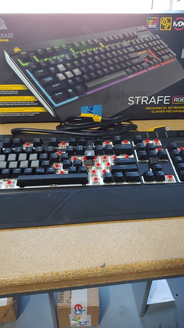 Corsair Strafe RGB MK.2 Mechanical Keyboard, Cherry MX