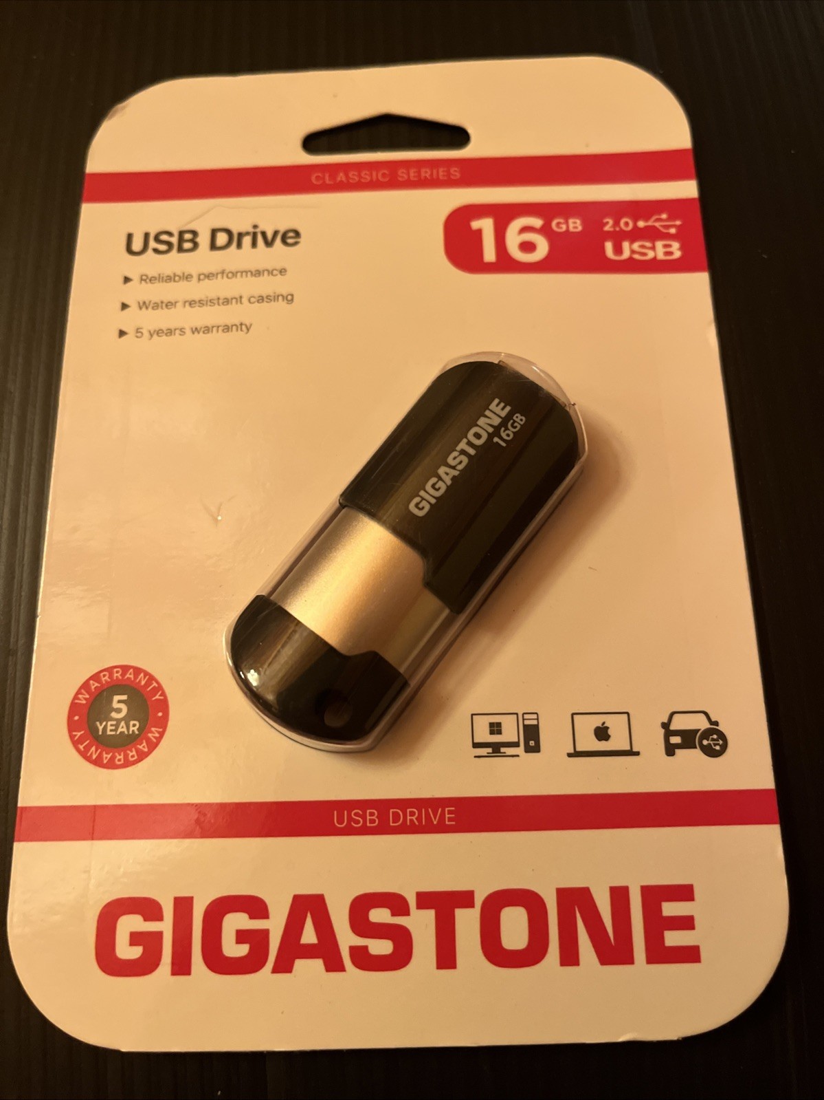 Gigastone GS-Z16GCNBL-R 16GB Classic Cap Less USB 2.0 FLASH DRIVE Black/Silver