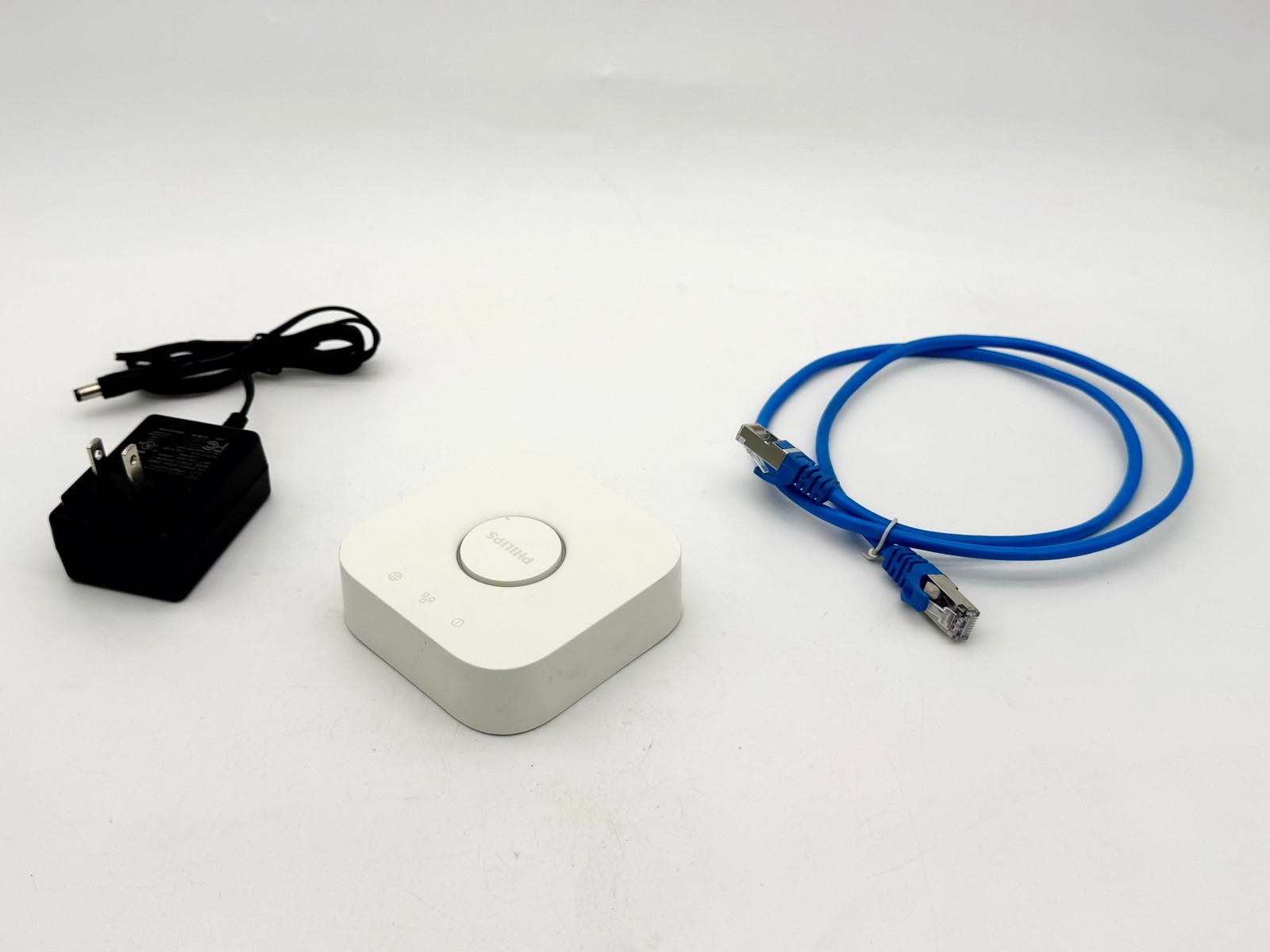 PHILIPS HUE BRIDGE 2.1 3241312018A SMART LIGHTING HUB WITH POWER & ETHERNET