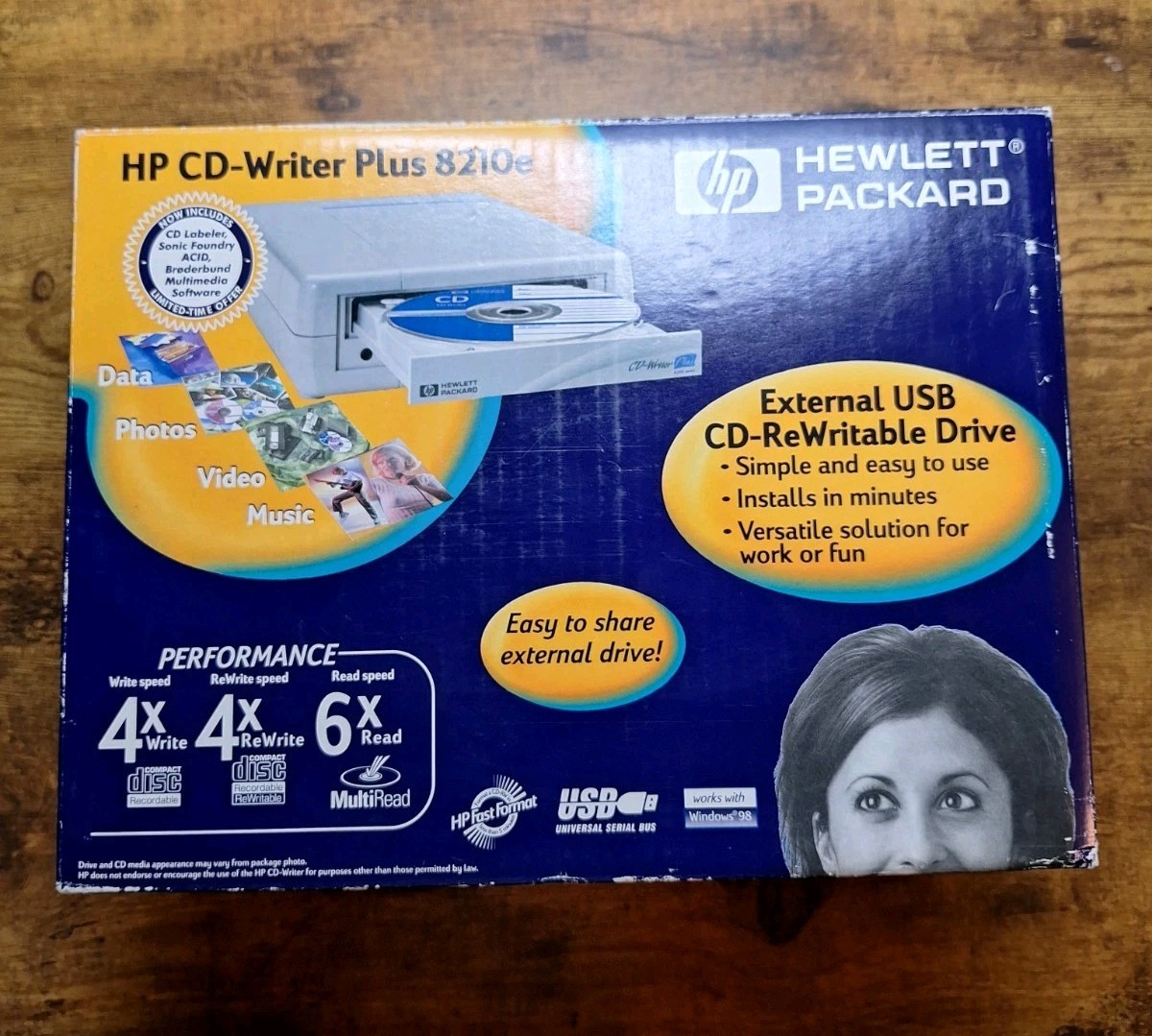 HP CD Writer Plus 8210e (Missing Power Cable)
