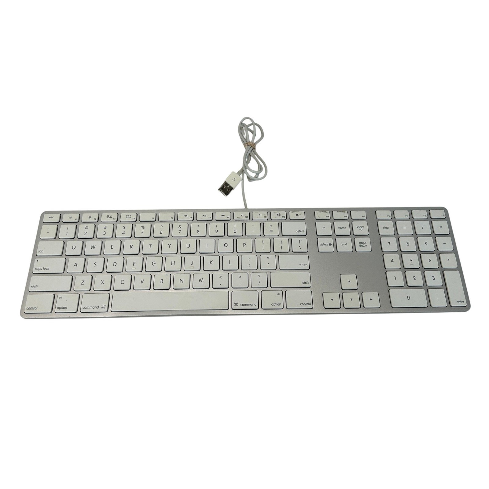Apple A1243 Wired USB Keyboard with Numeric Keypad Silver Aluminum MB110LL/B