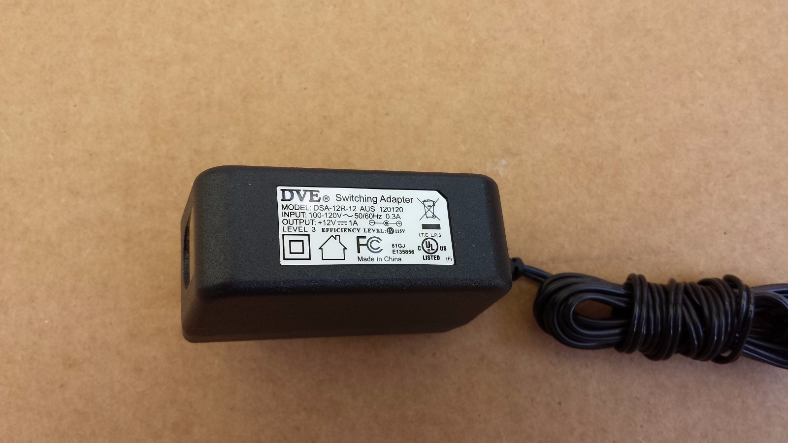 Genuine DVE DSA-12R-12 AUS 120120 Power Supply Switching Adapter