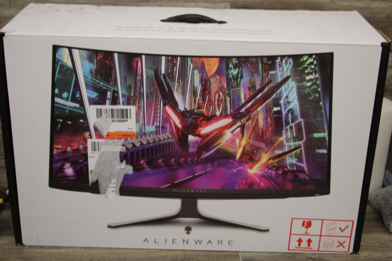 4K UHD Gaming Monitor AW3225QF - 31.6 Inch QD-OLED 240Hz G-SYNC Compatible