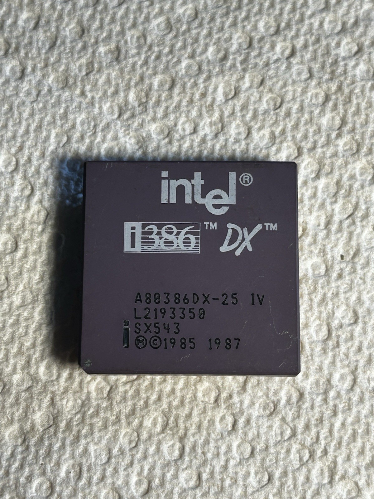 Intel 80386DX-25 CPU A80386DX-25 IV SX543 Ceramic PGA-132 Gold Pins i386 DX