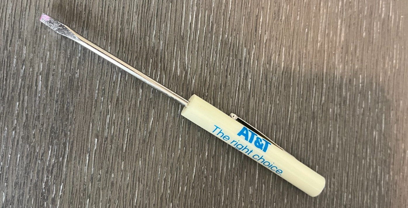 Vintage AT&T The Right Choice Pocket Screwdriver