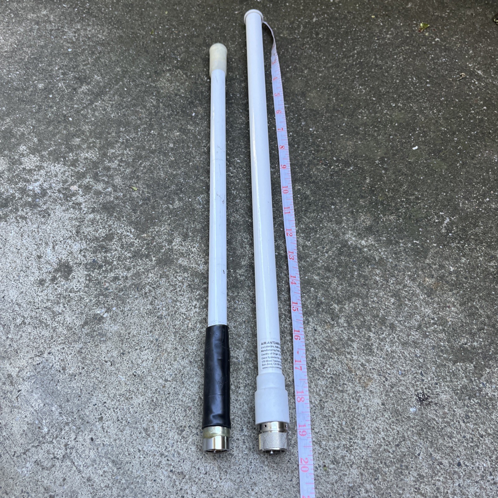 Lot 2 Wi-Fi 2.4-2.5 GHz Omnidirectional Antenna Tested Working 8dBi N connector